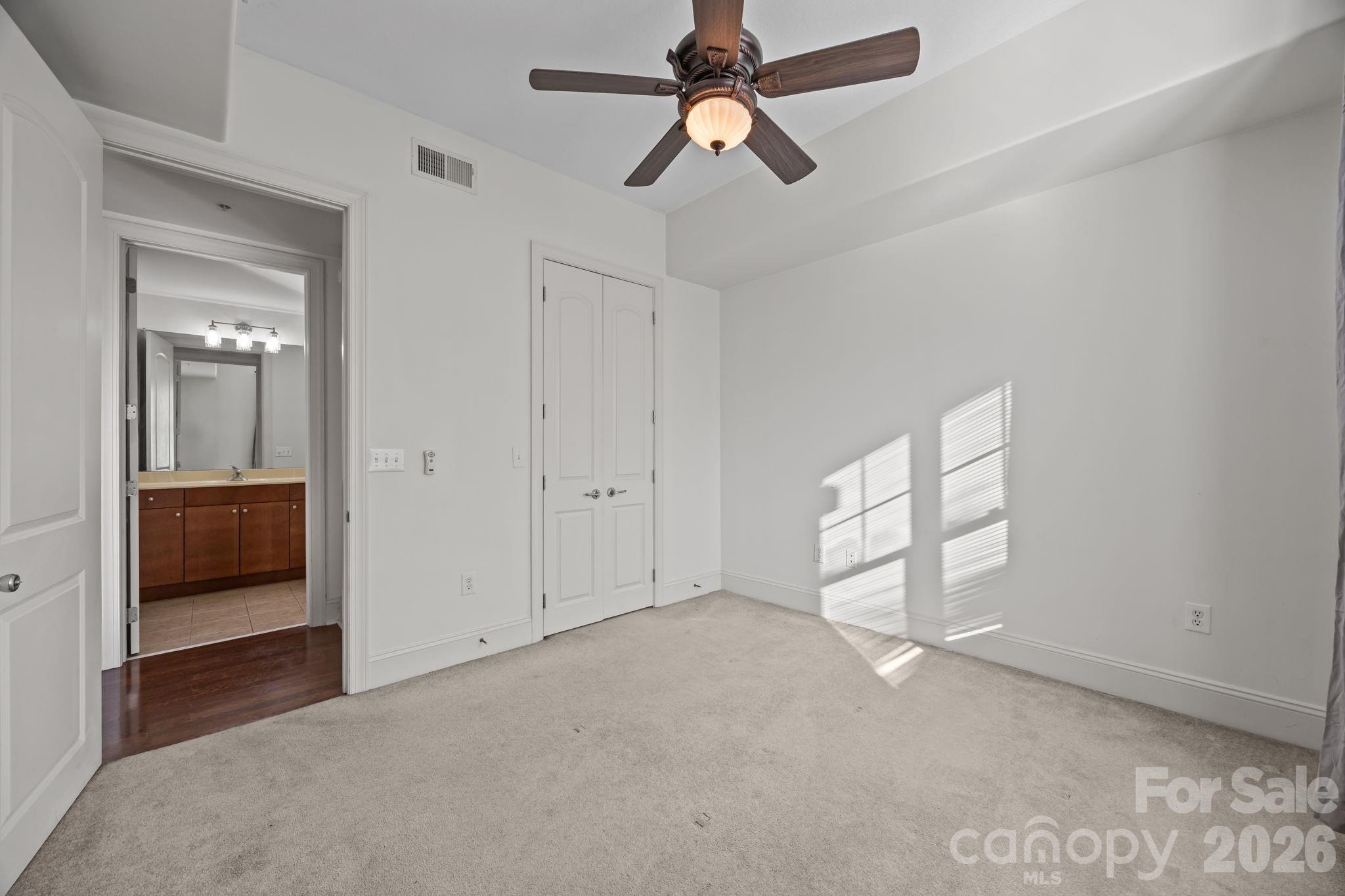 4620 Piedmont Row Drive #609 — Charlotte