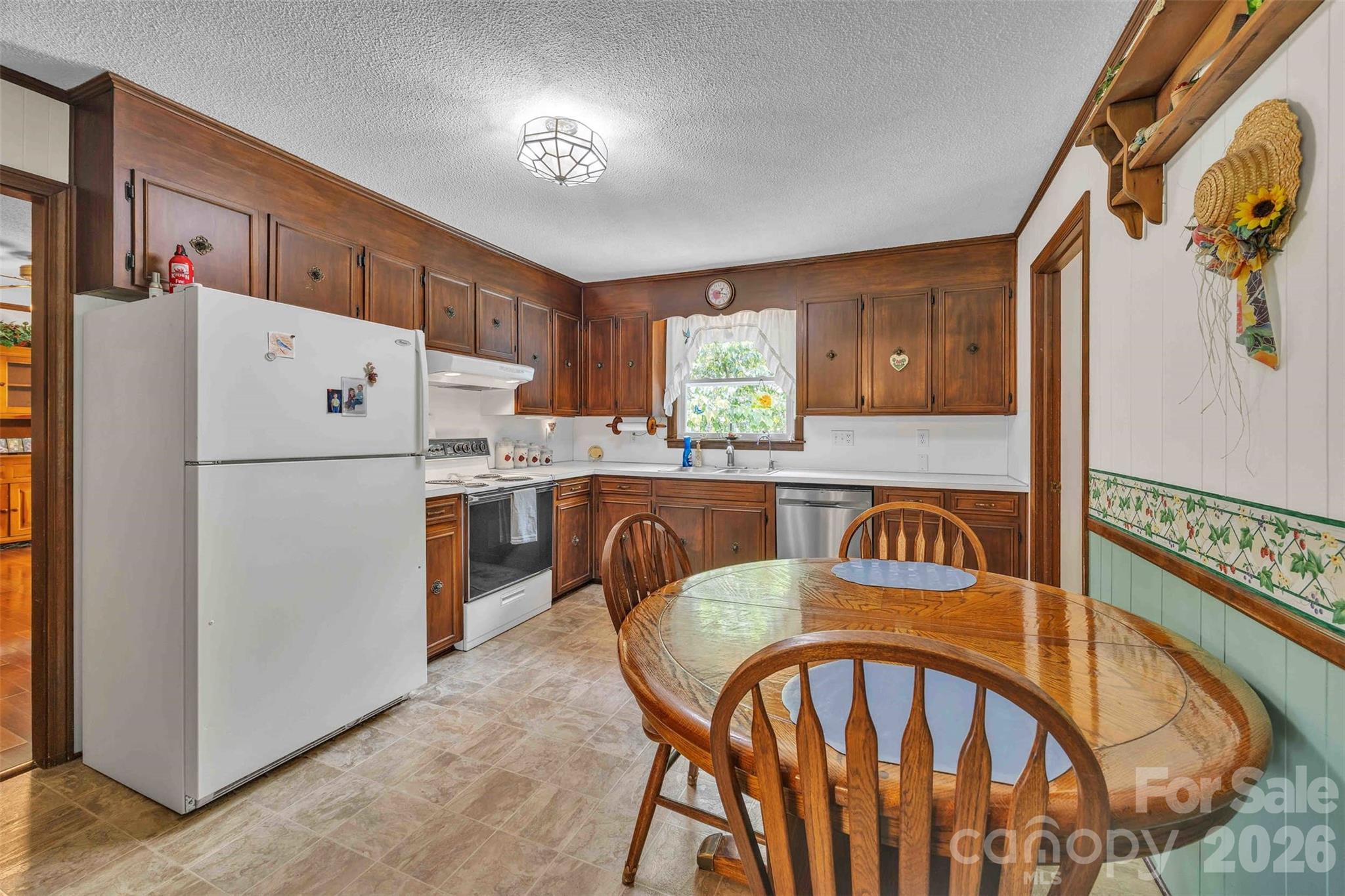 137 Proust Road — Statesville