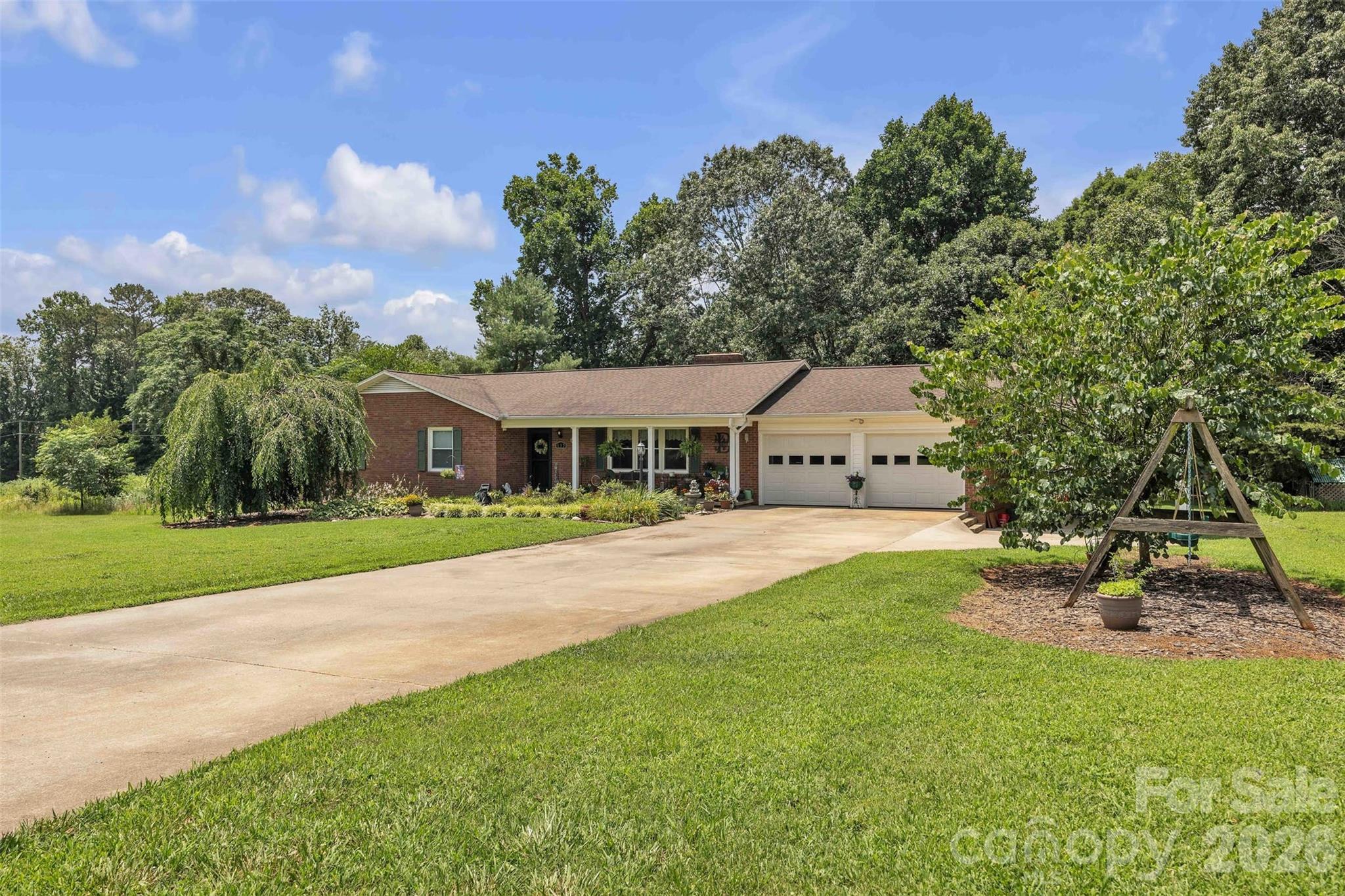 137 Proust Road — Statesville