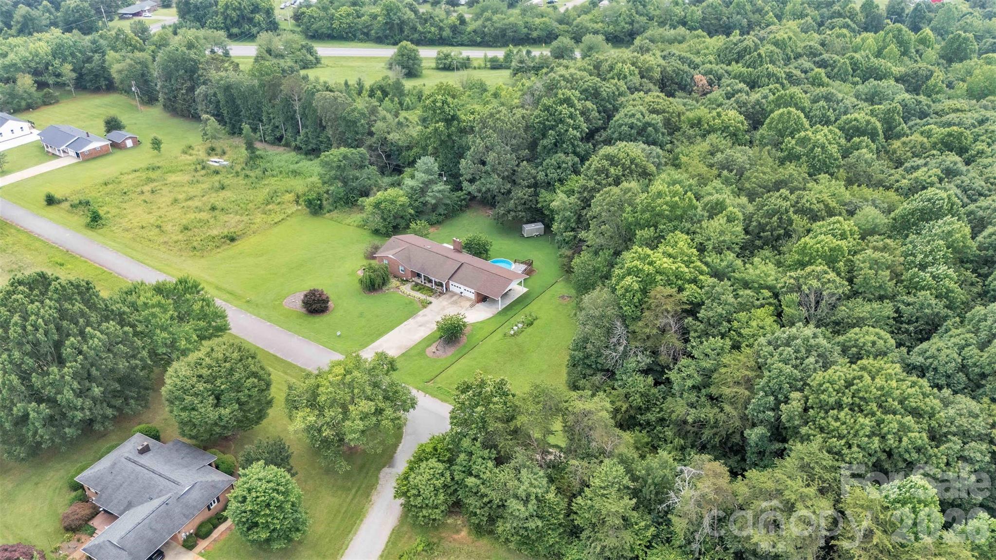 137 Proust Road — Statesville