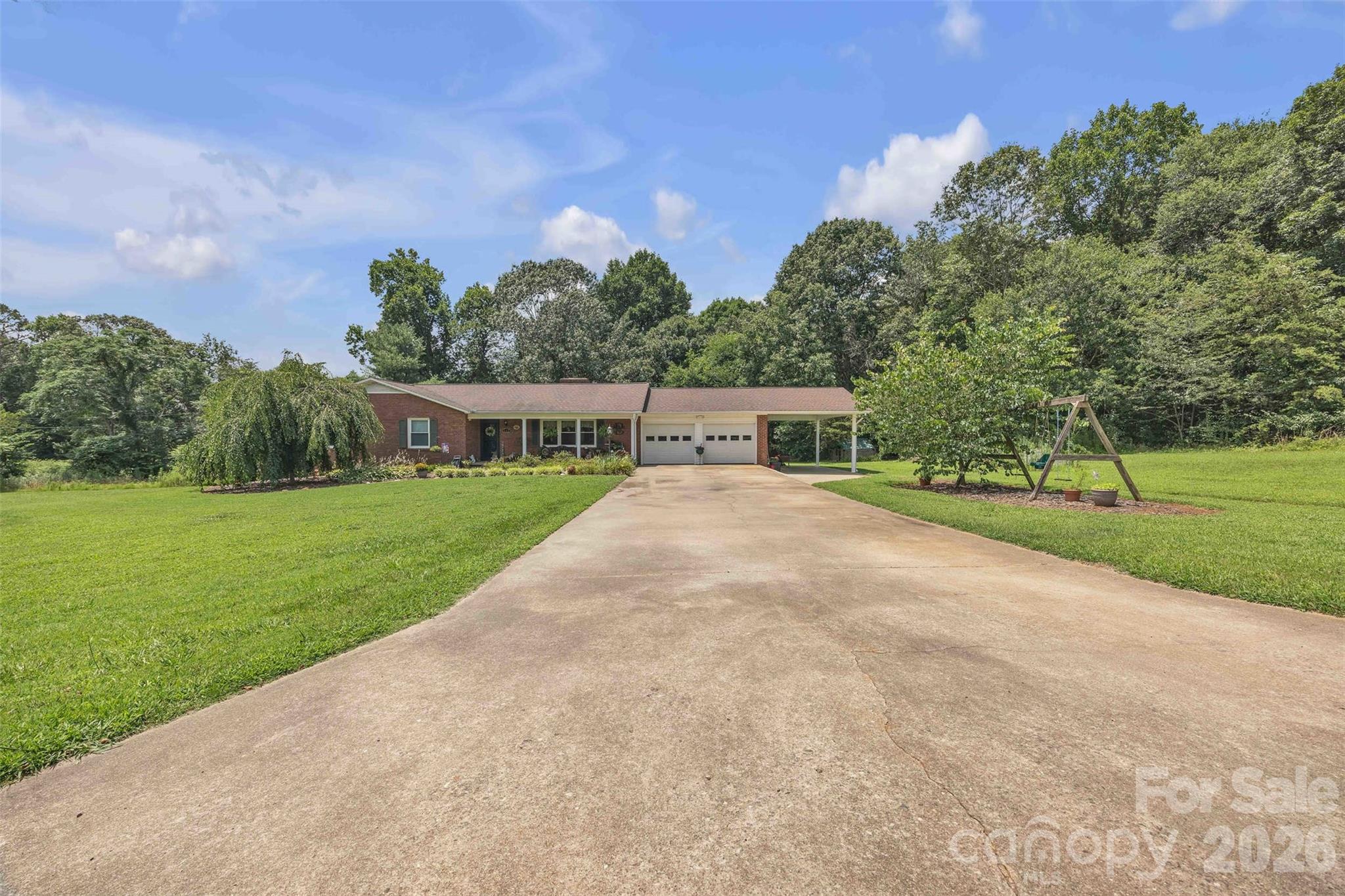 137 Proust Road — Statesville