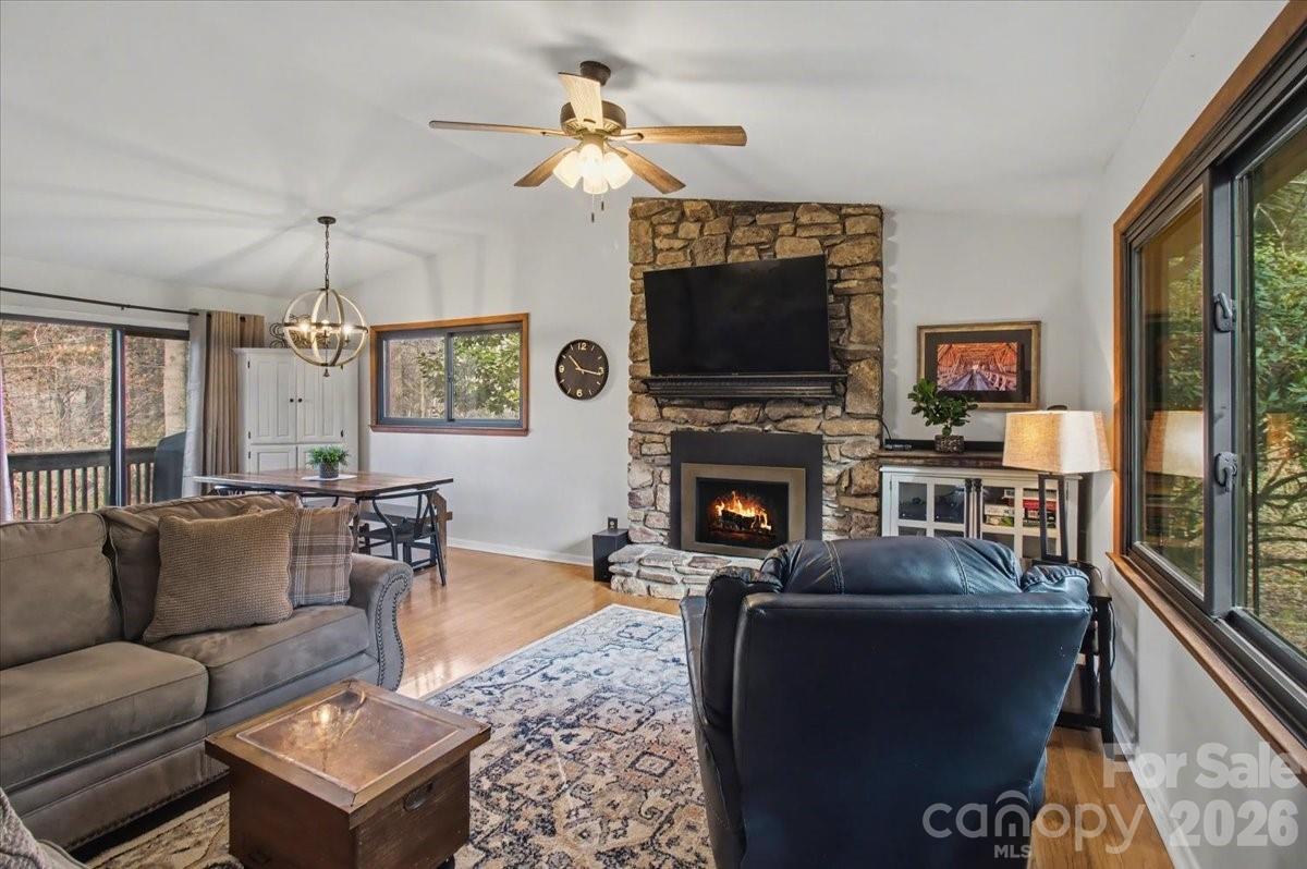 30 Whipporwill Drive — Weaverville