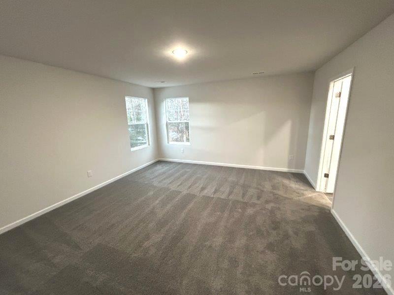 5155 Mark Drive NE — Hickory
