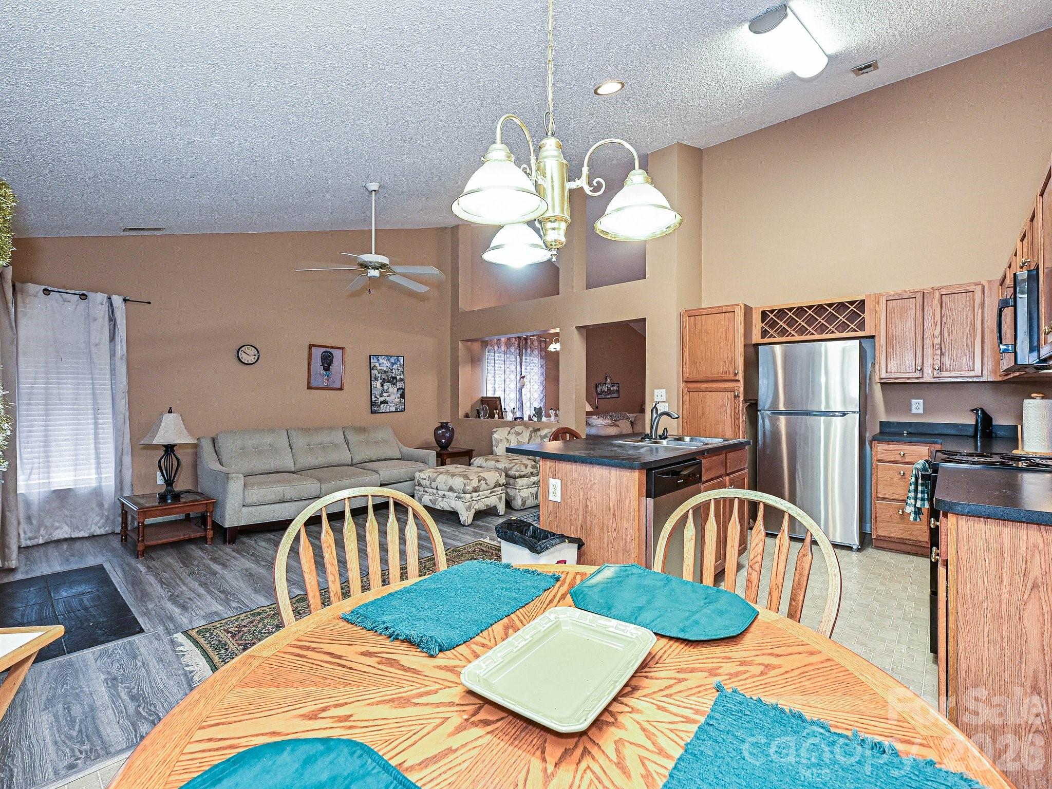 11726 Black Maple Avenue — Charlotte
