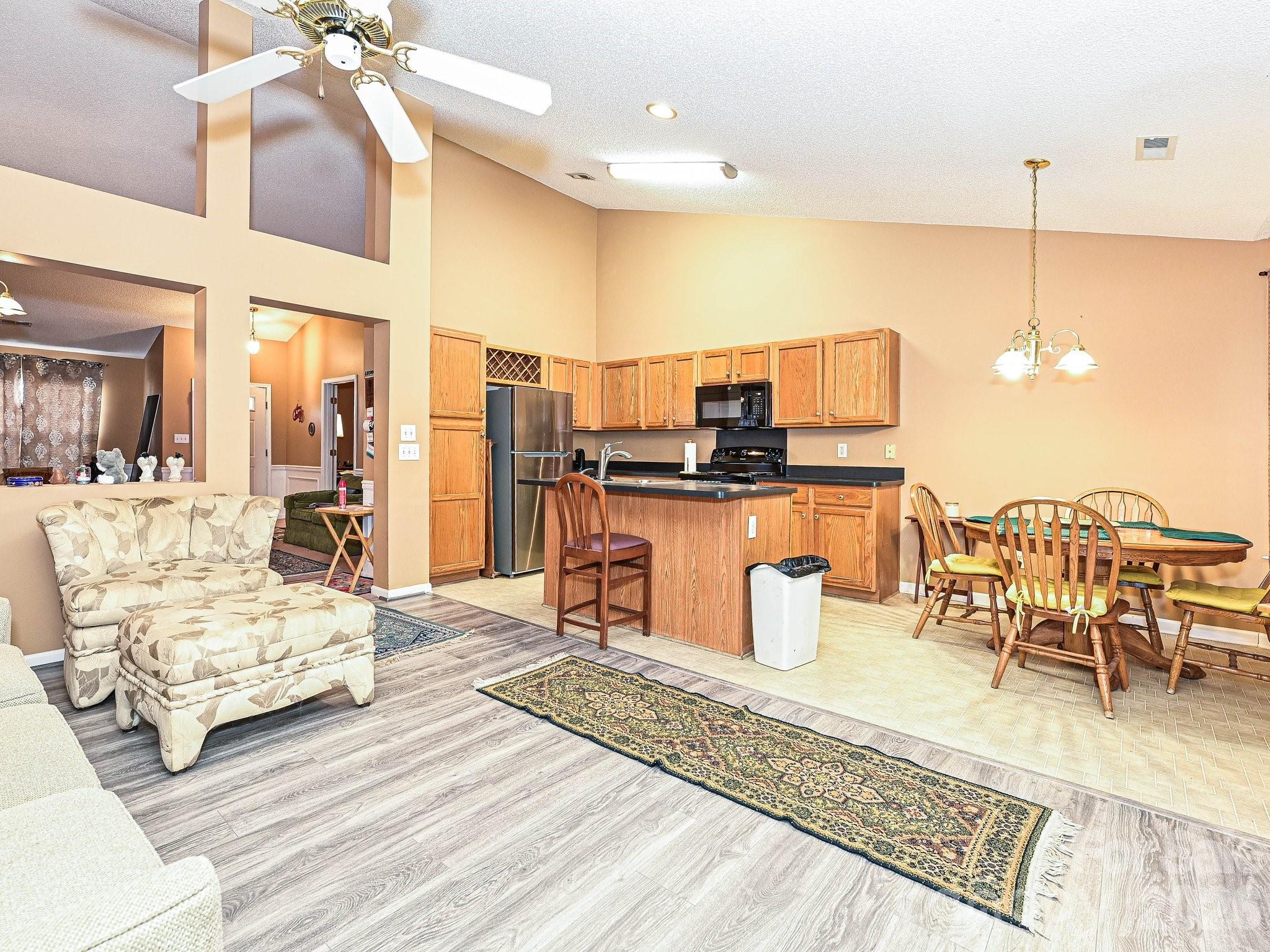 11726 Black Maple Avenue — Charlotte