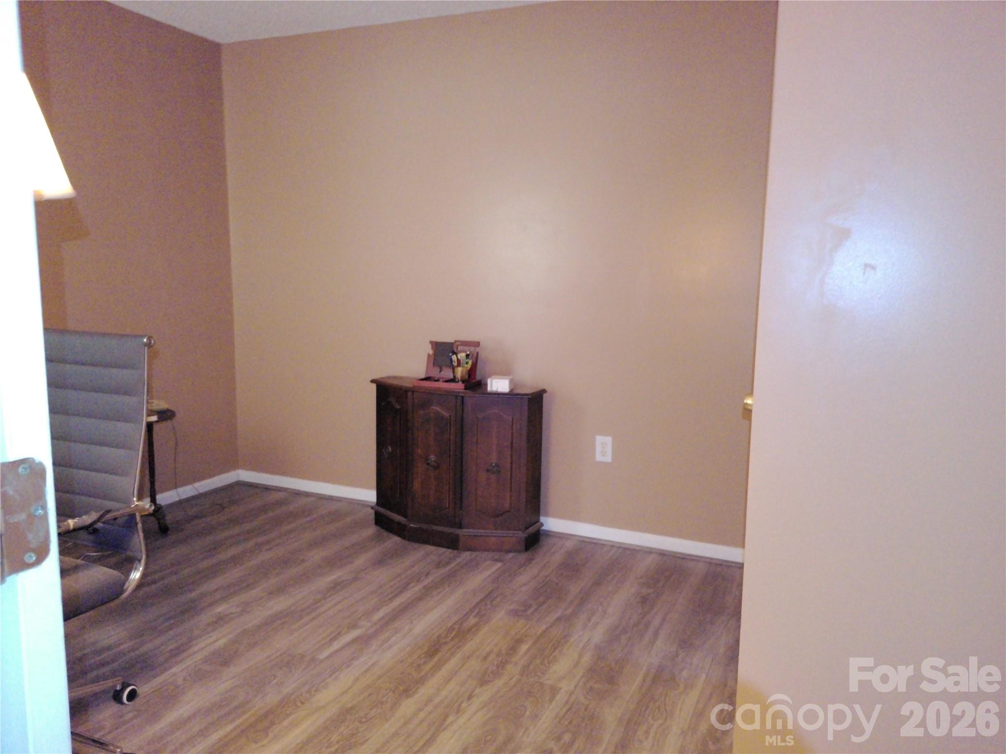 11726 Black Maple Avenue — Charlotte