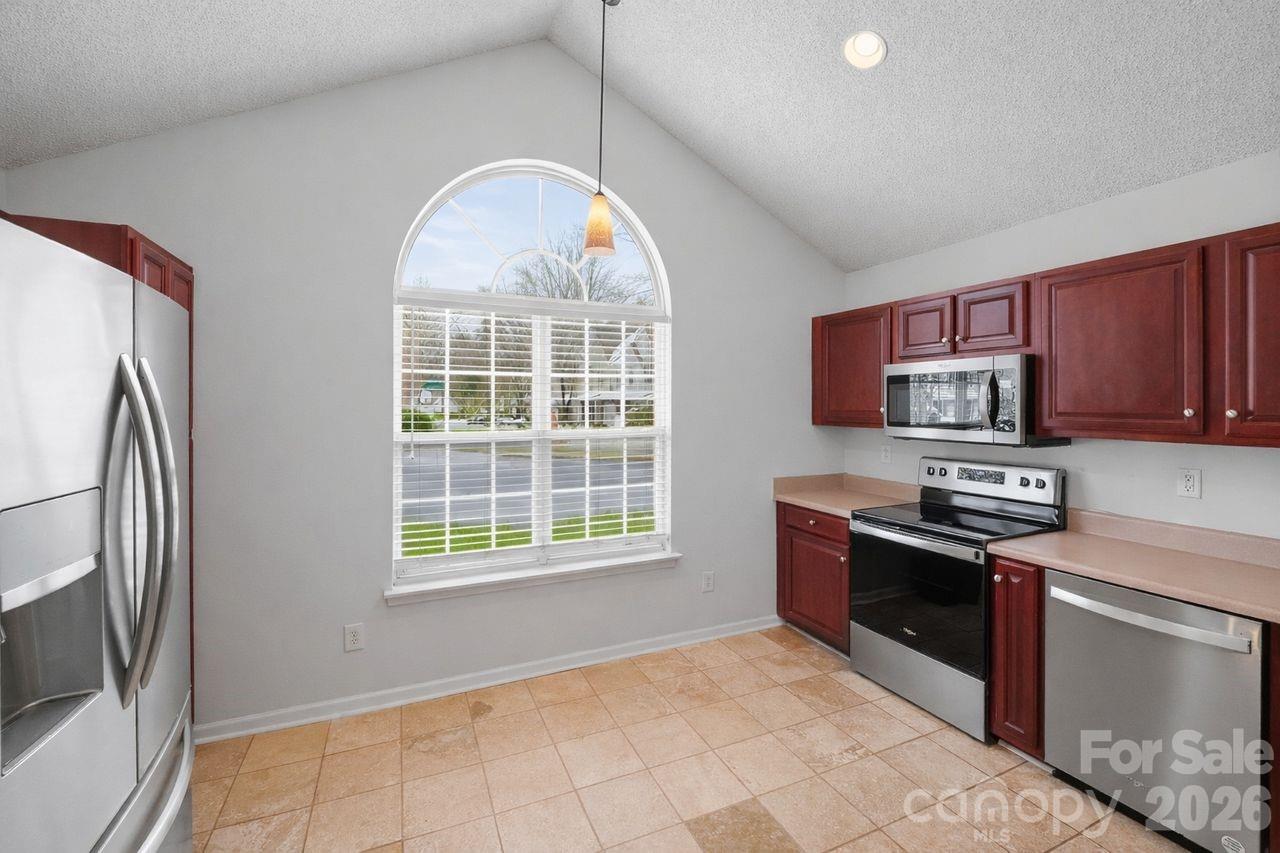 8221 Christmas Court — Charlotte