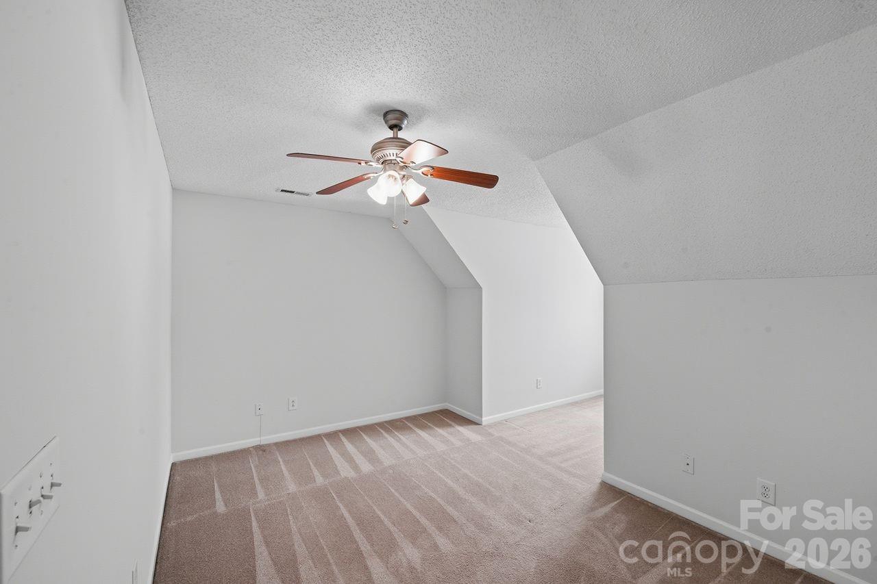 8221 Christmas Court — Charlotte