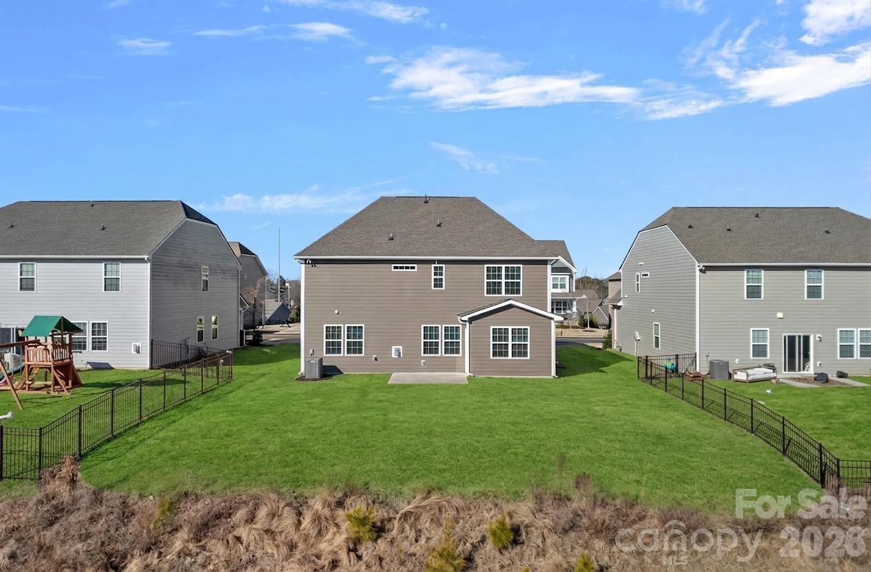 17519 Snug Harbor Road — Charlotte