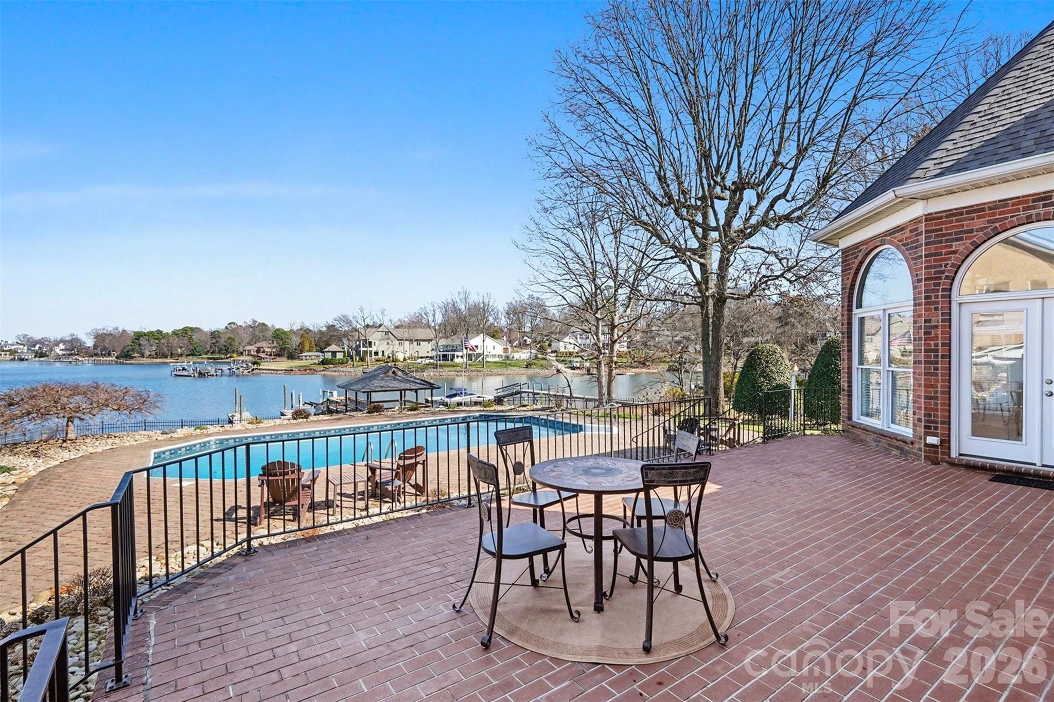 20410 Island Forest Drive — Cornelius