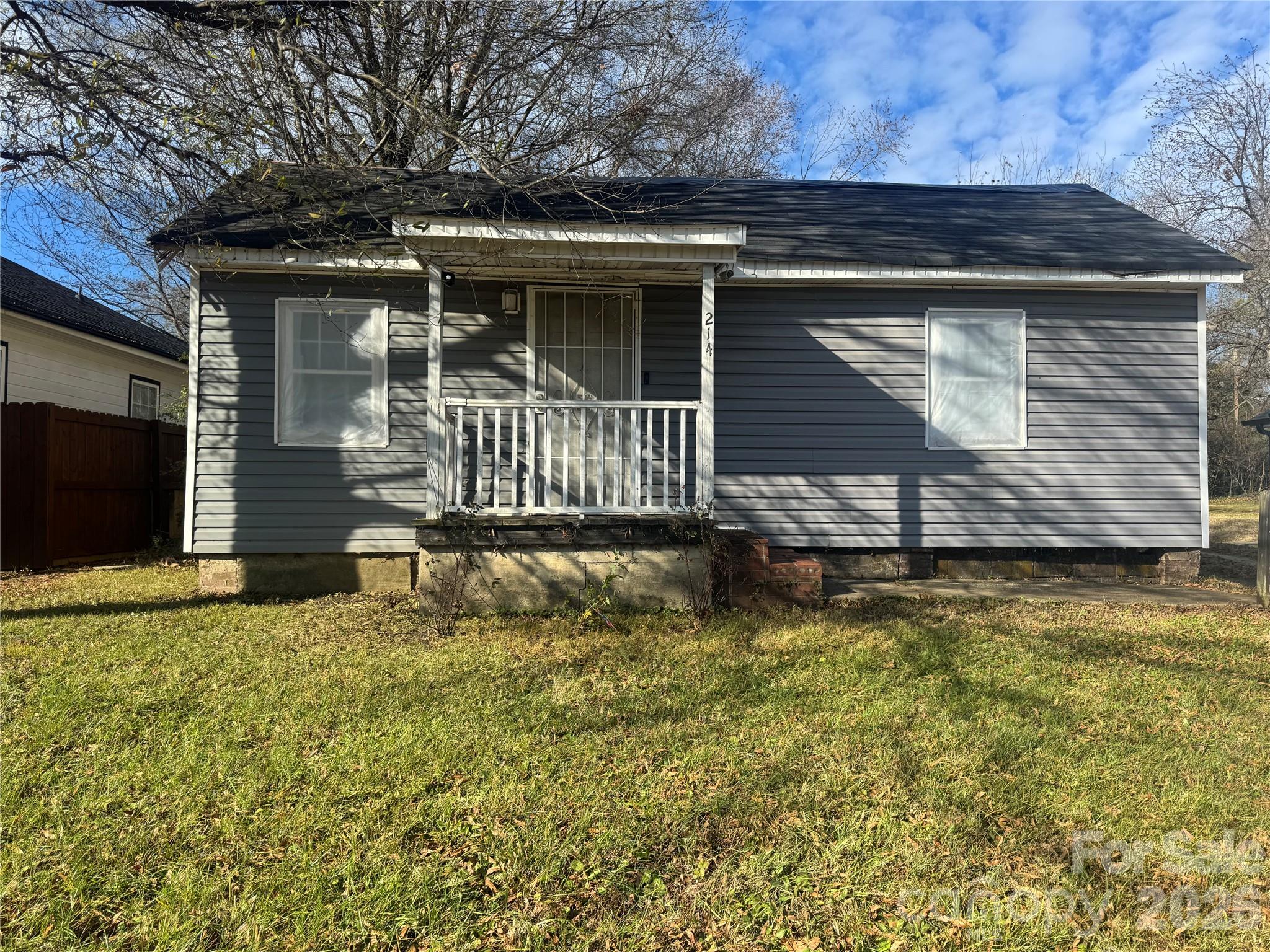 214 Oregon Street — Charlotte
