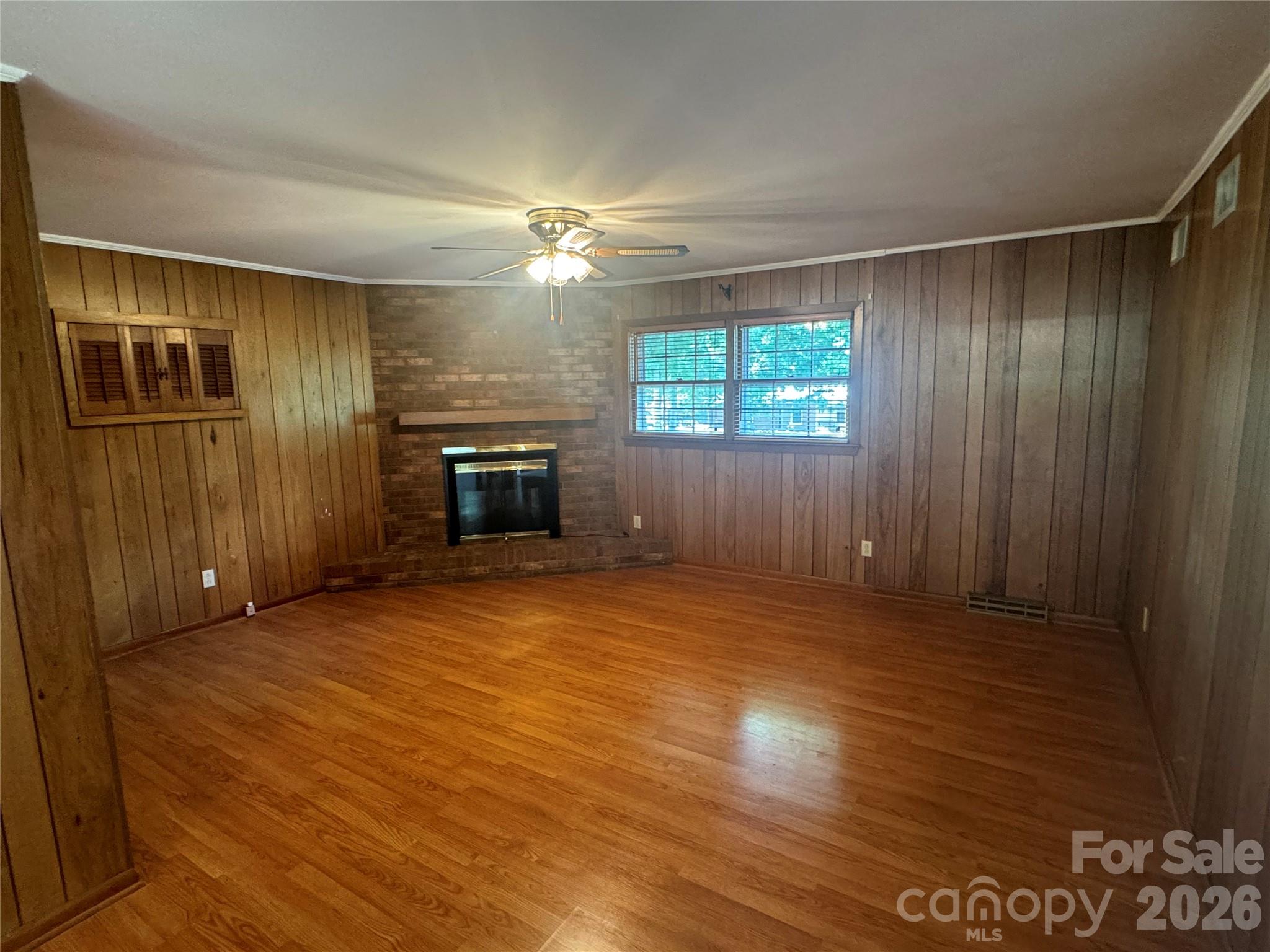 1023 Autumn Lane — New London