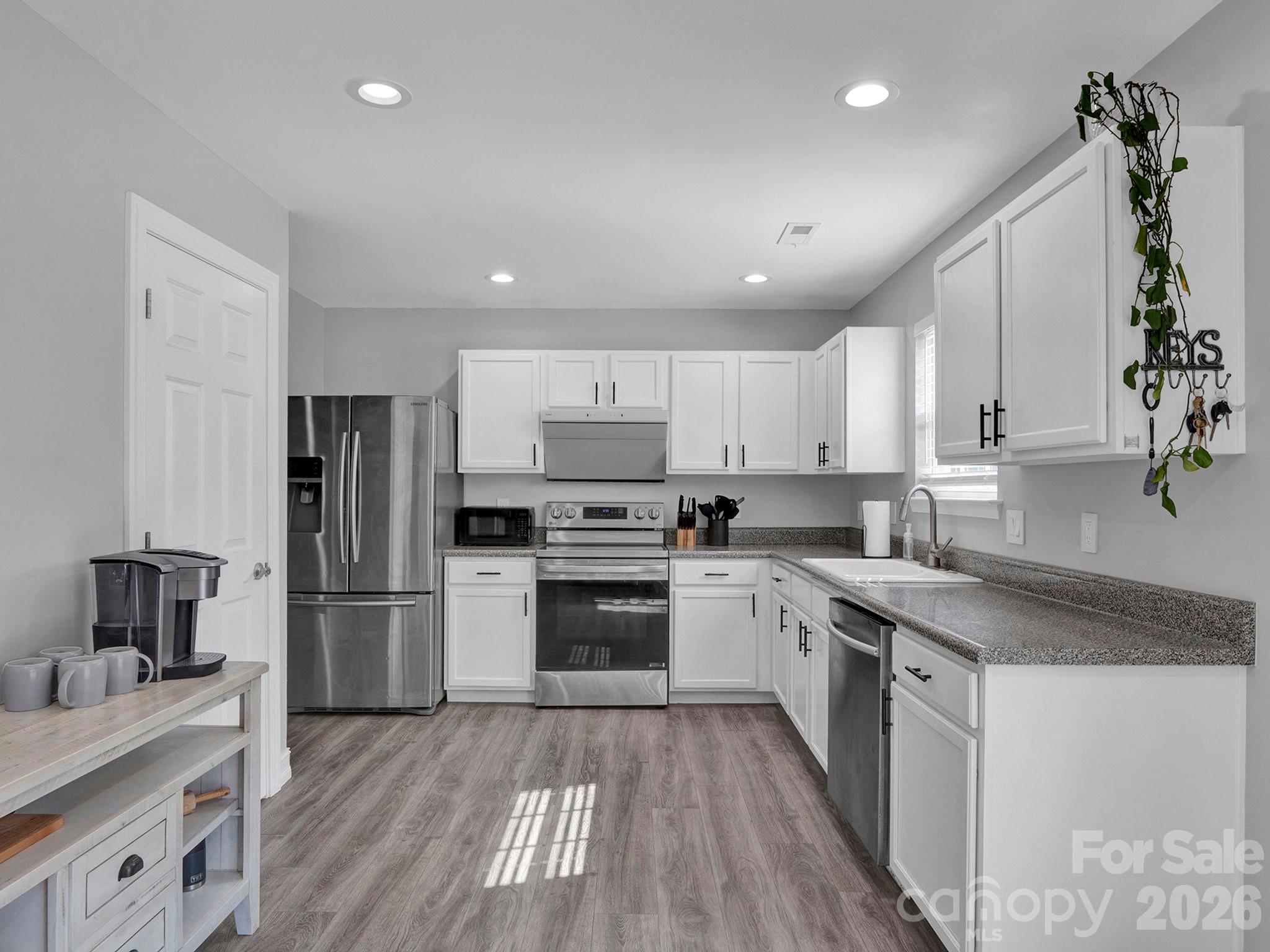 3807 Edgeview Drive — Indian Trail