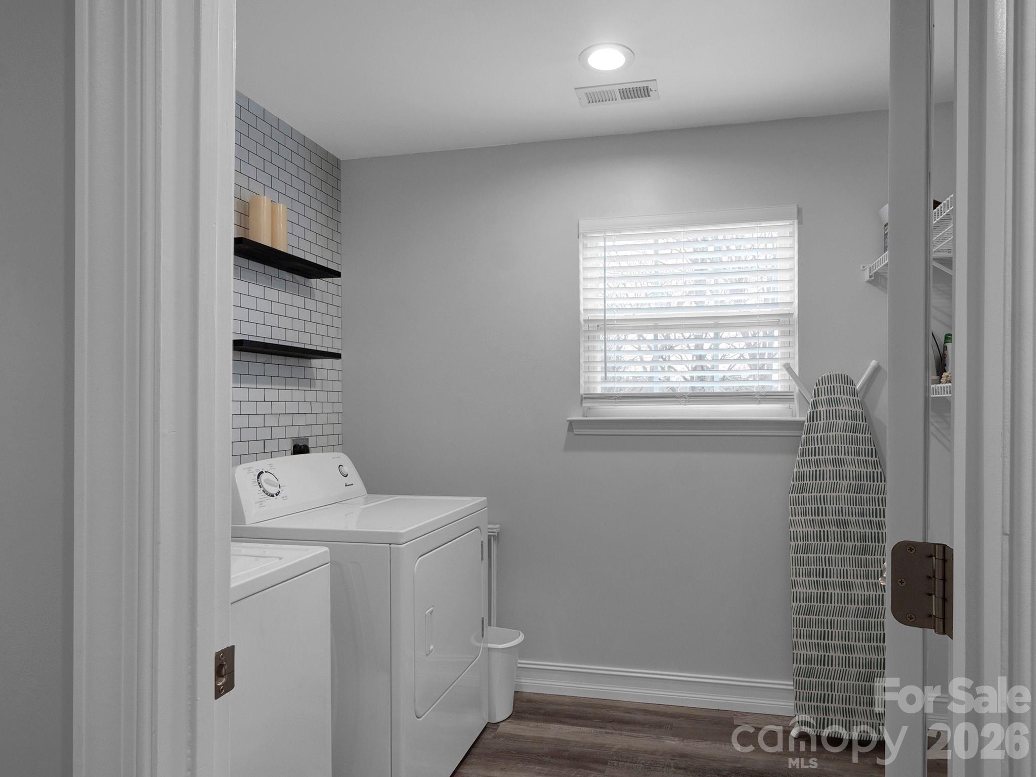 3807 Edgeview Drive — Indian Trail