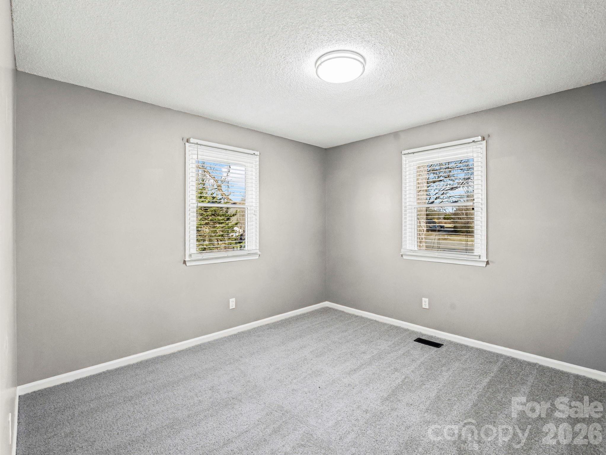 944 Woodland Drive — Shelby
