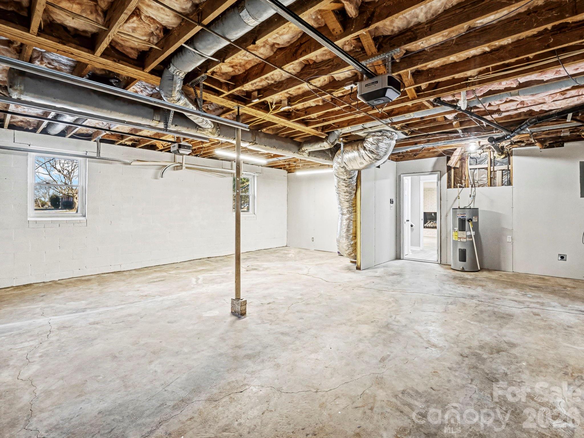 944 Woodland Drive — Shelby
