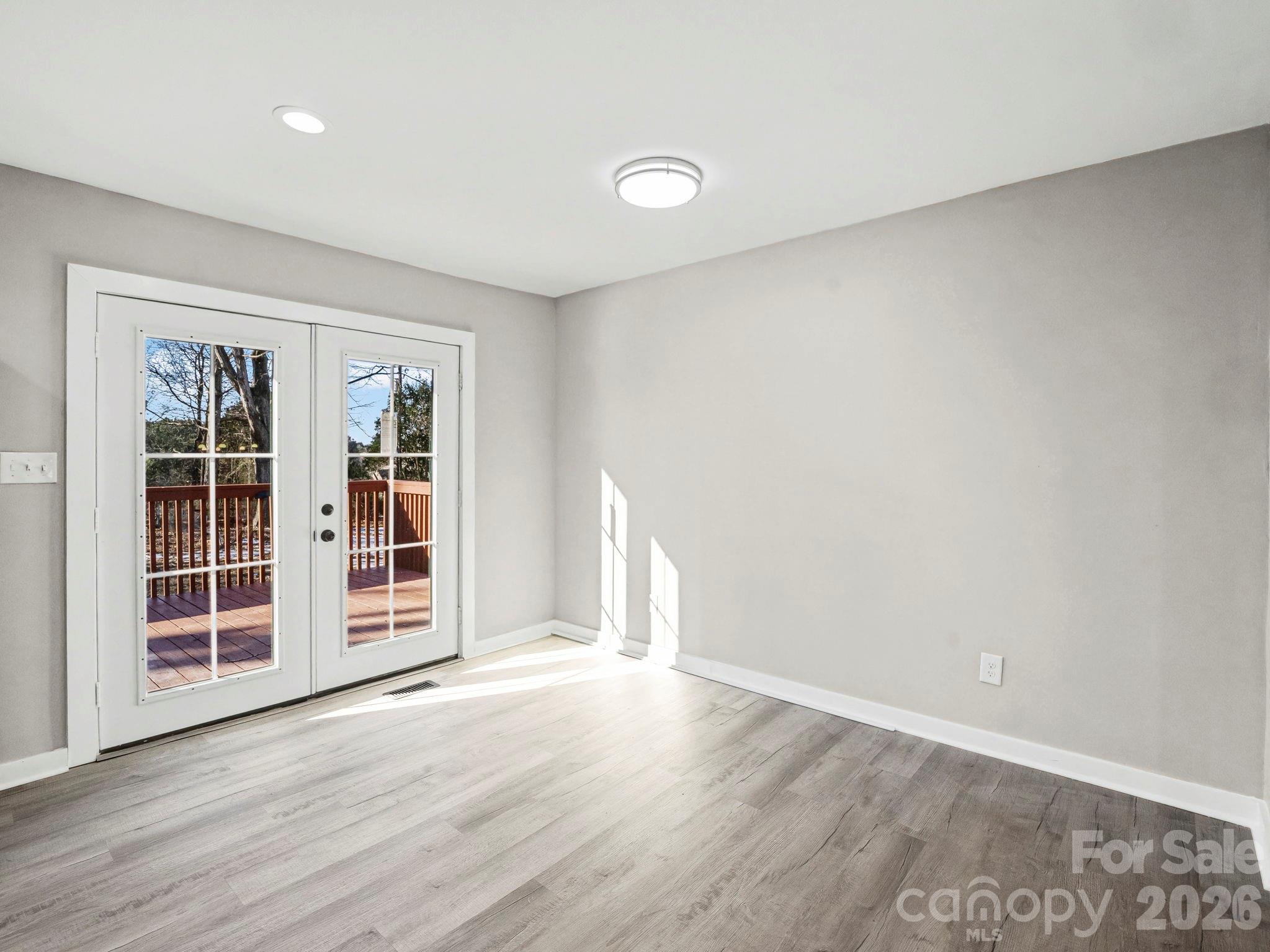 944 Woodland Drive — Shelby