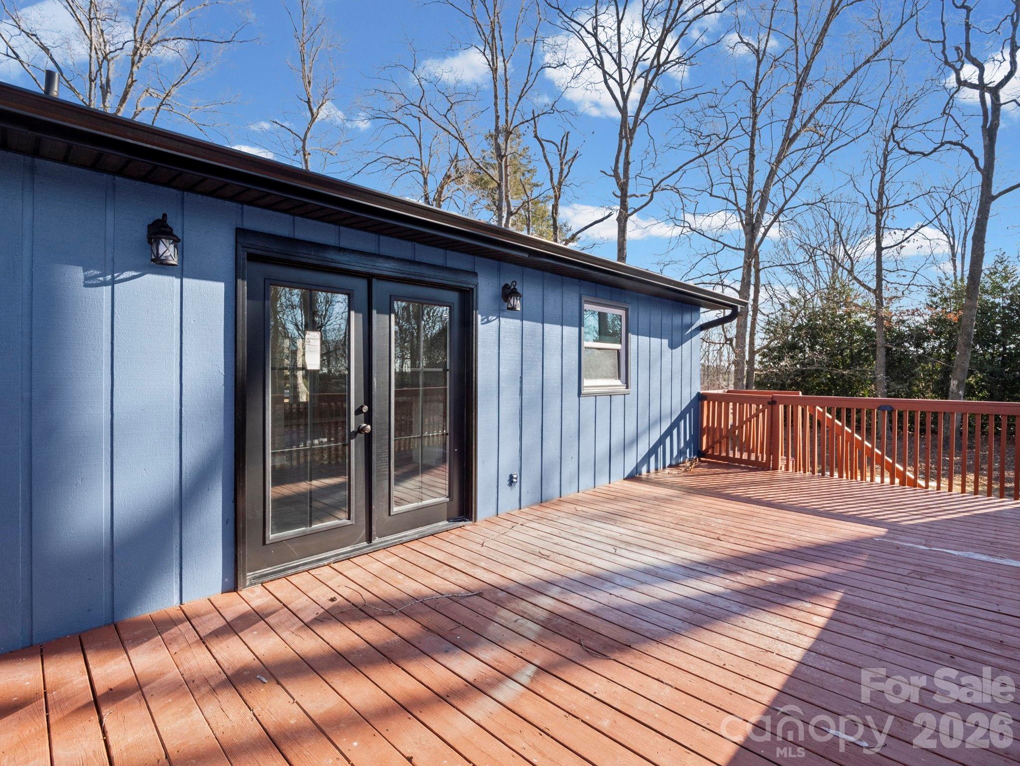 944 Woodland Drive — Shelby