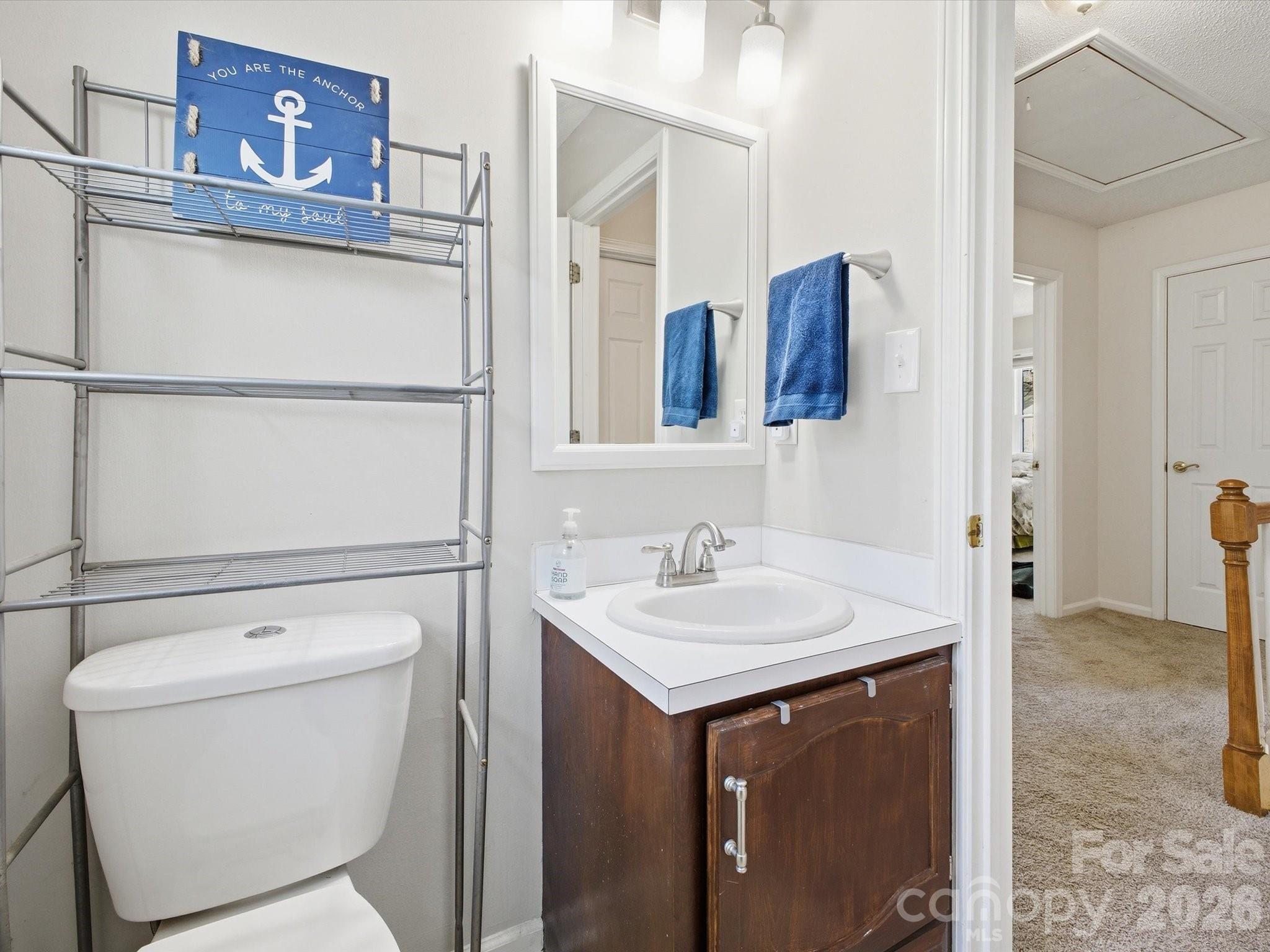 109 Elk Court — Mount Holly
