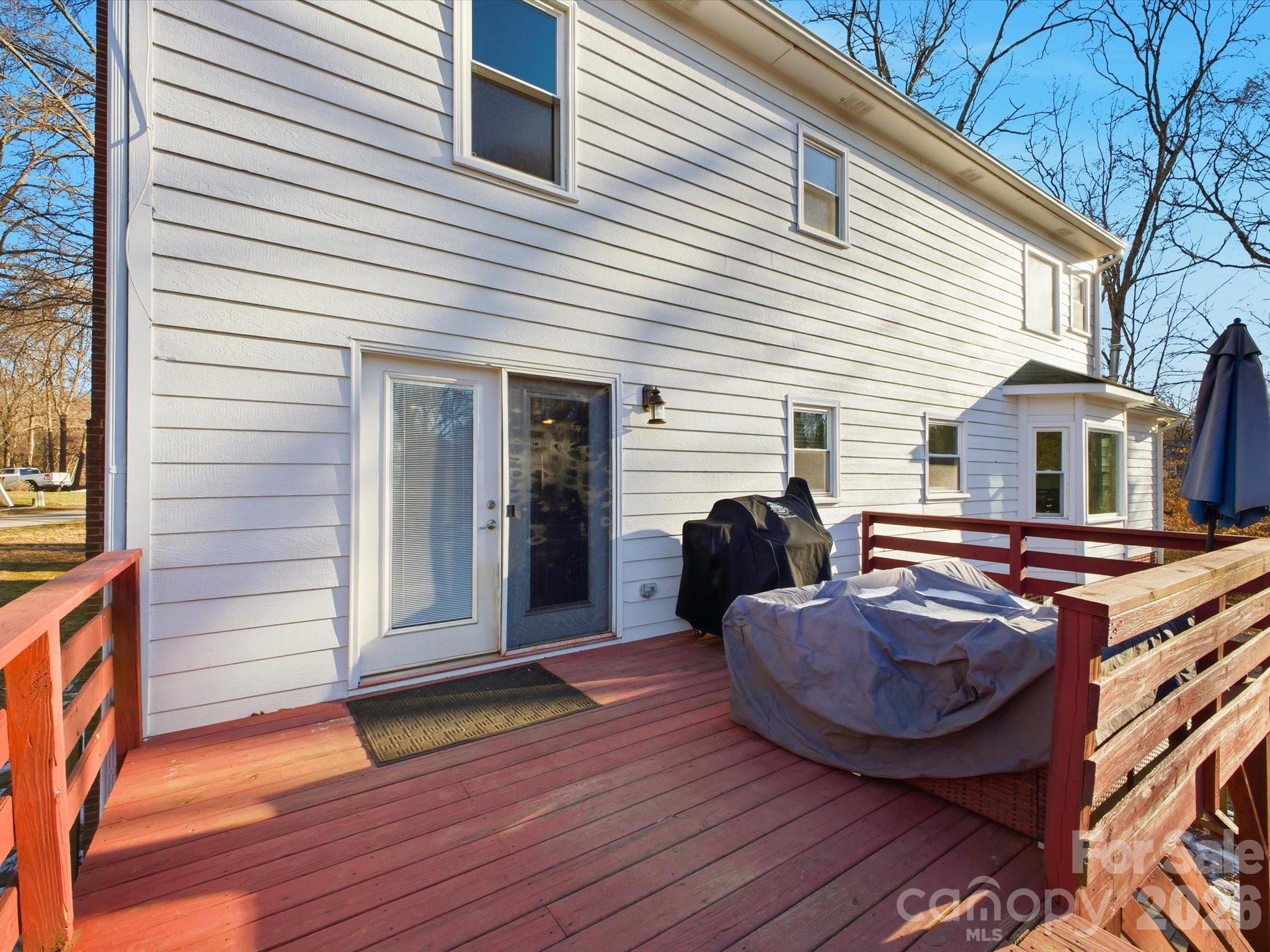109 Elk Court — Mount Holly