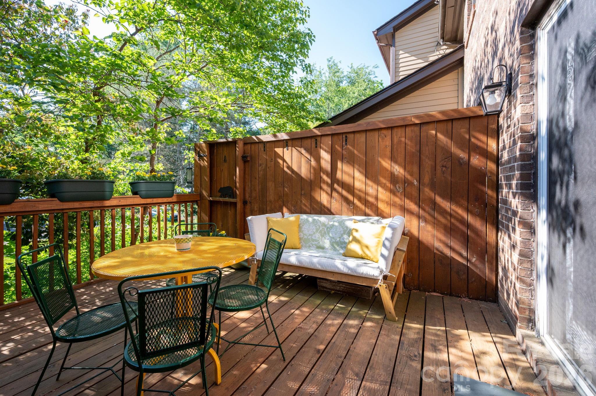 16 Spears Avenue #39 — Asheville