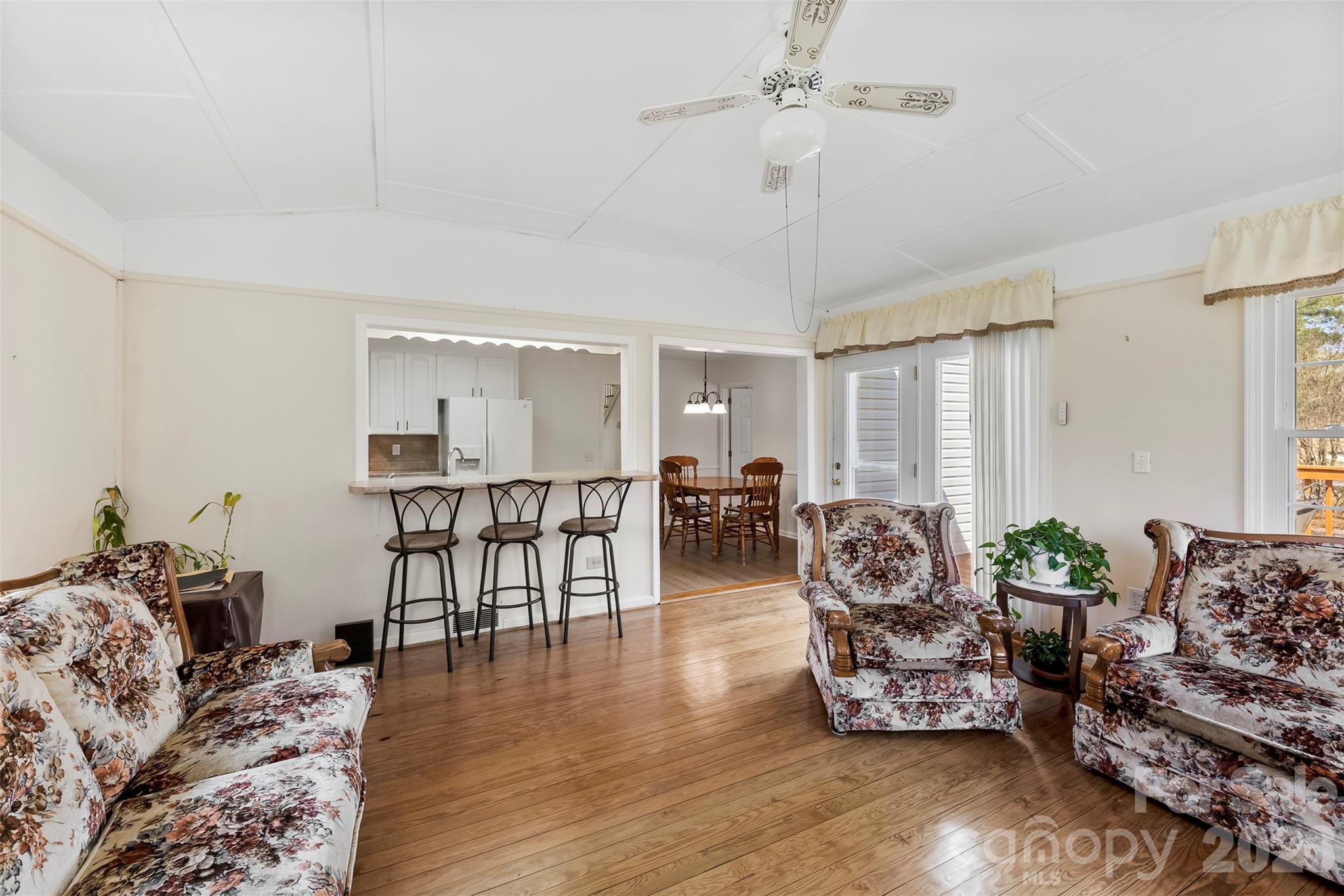 1347 Meadow Lakes Road — Rock Hill