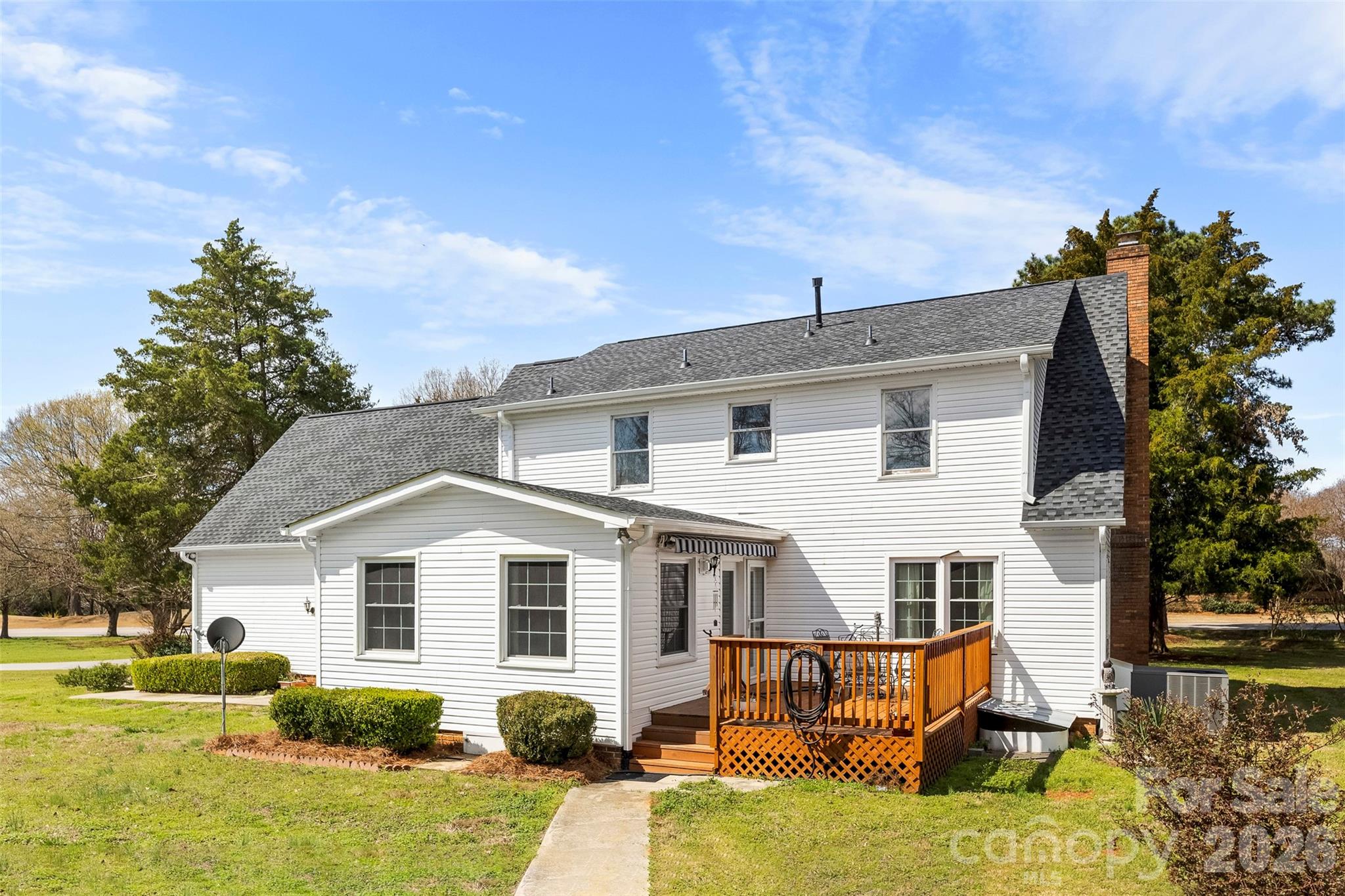 1347 Meadow Lakes Road — Rock Hill