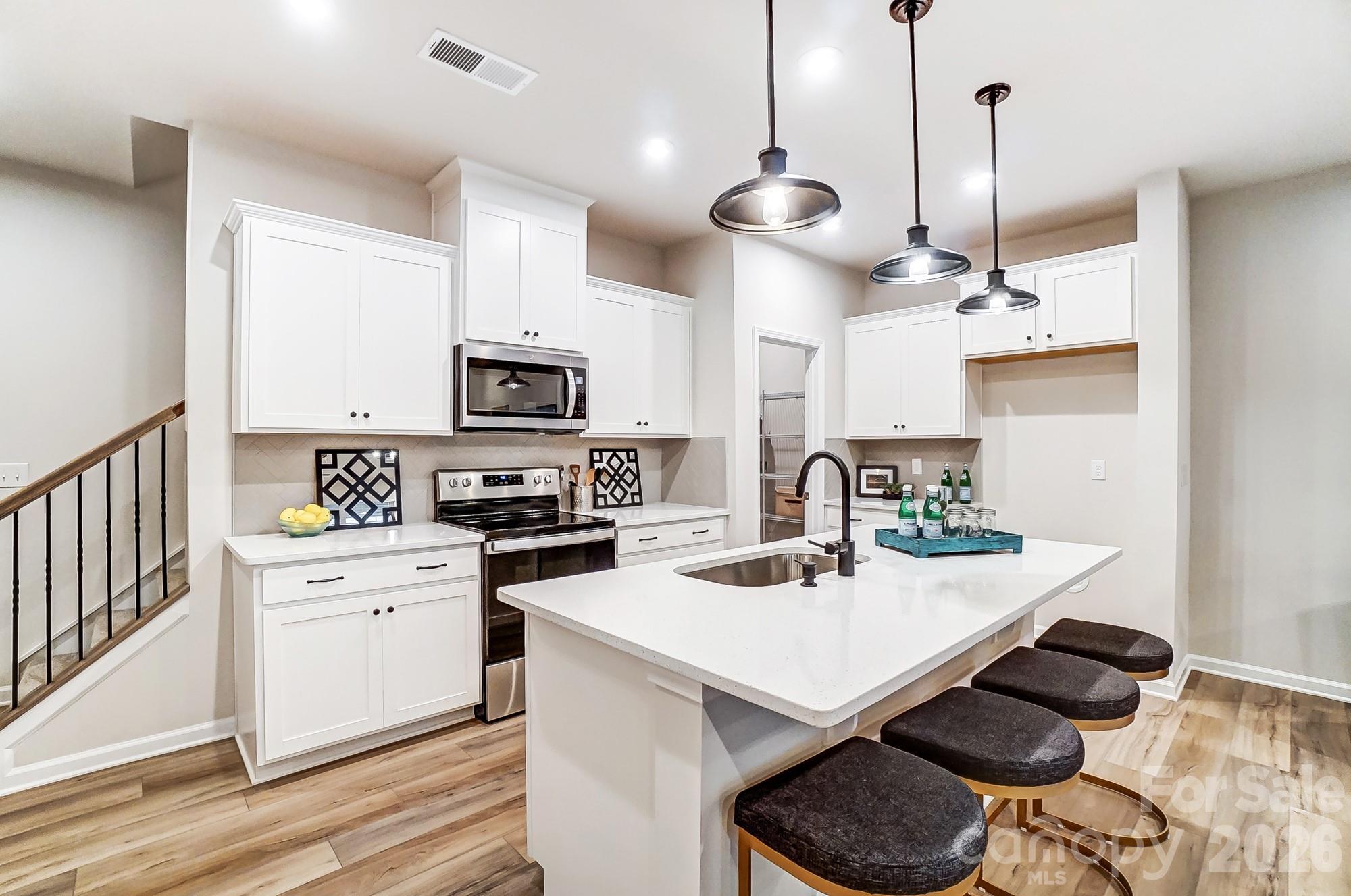 3826 Cheyney Park Drive — Charlotte