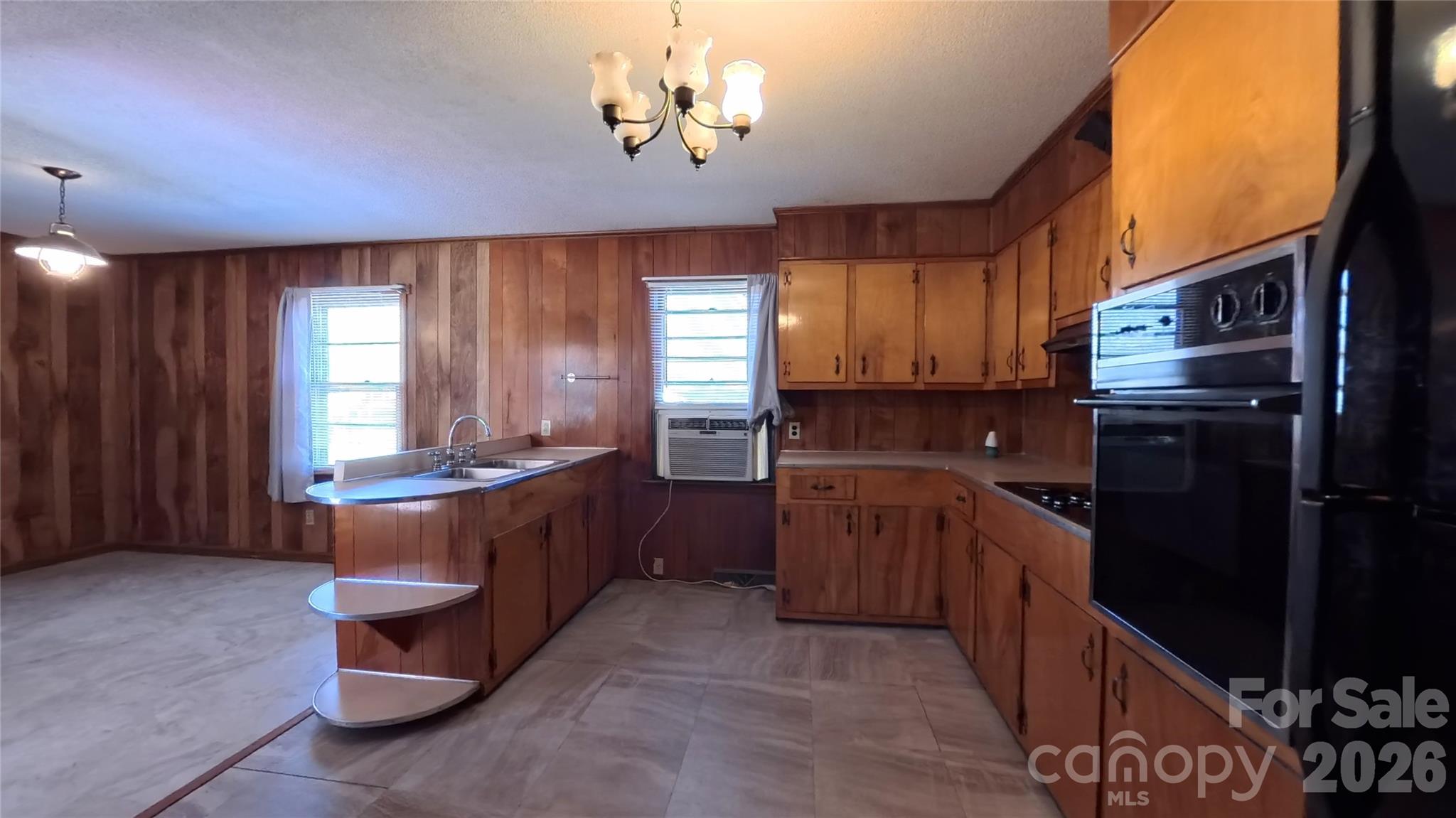 2410 Harris Henrietta Road — Mooresboro