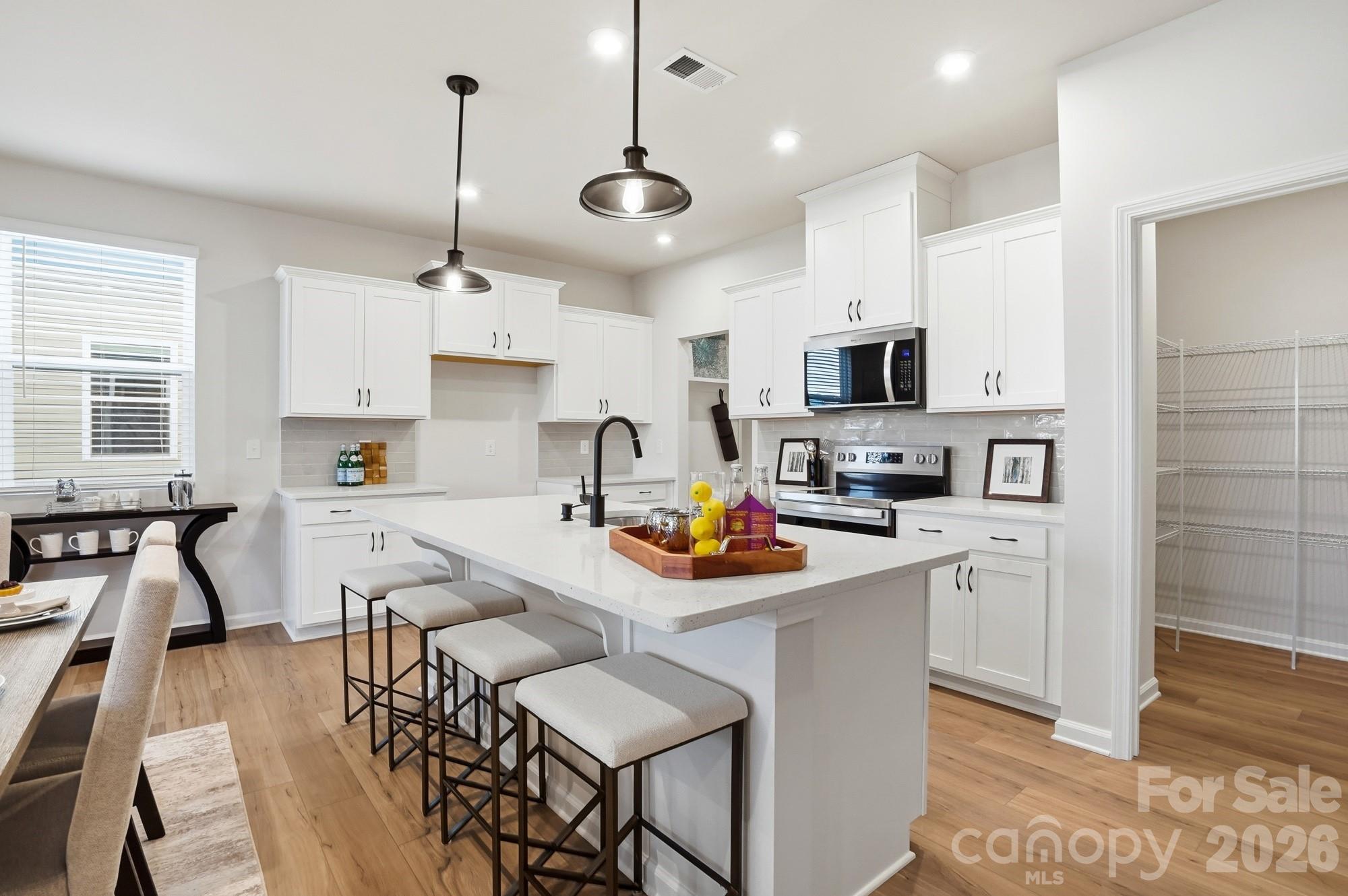 3847 Cheyney Park Drive — Charlotte