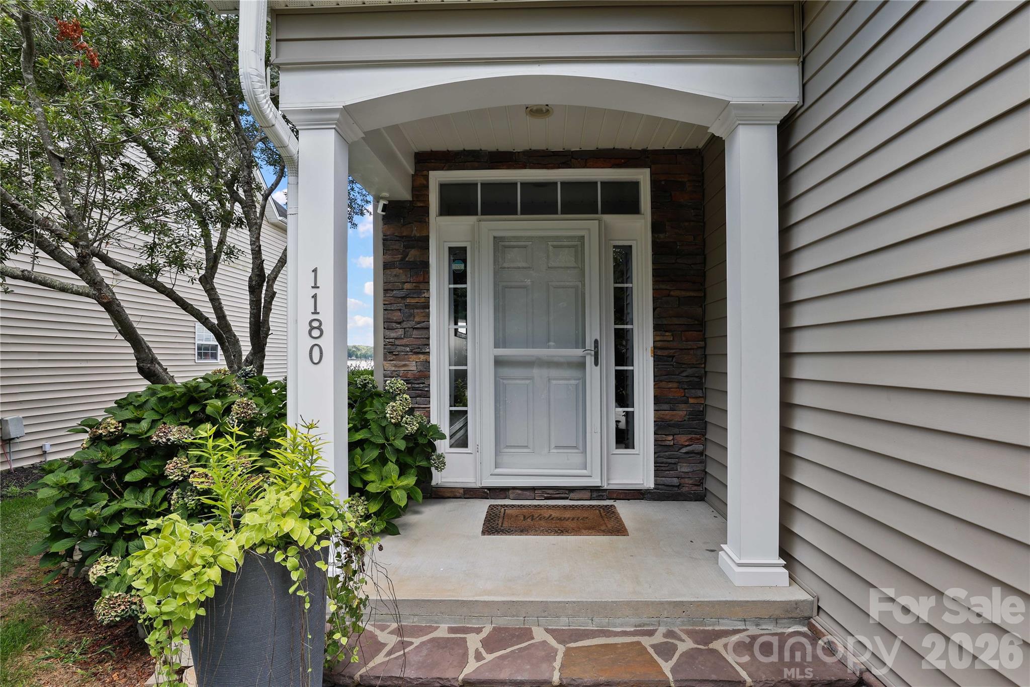 1180 Riverview Road Extension — Lexington