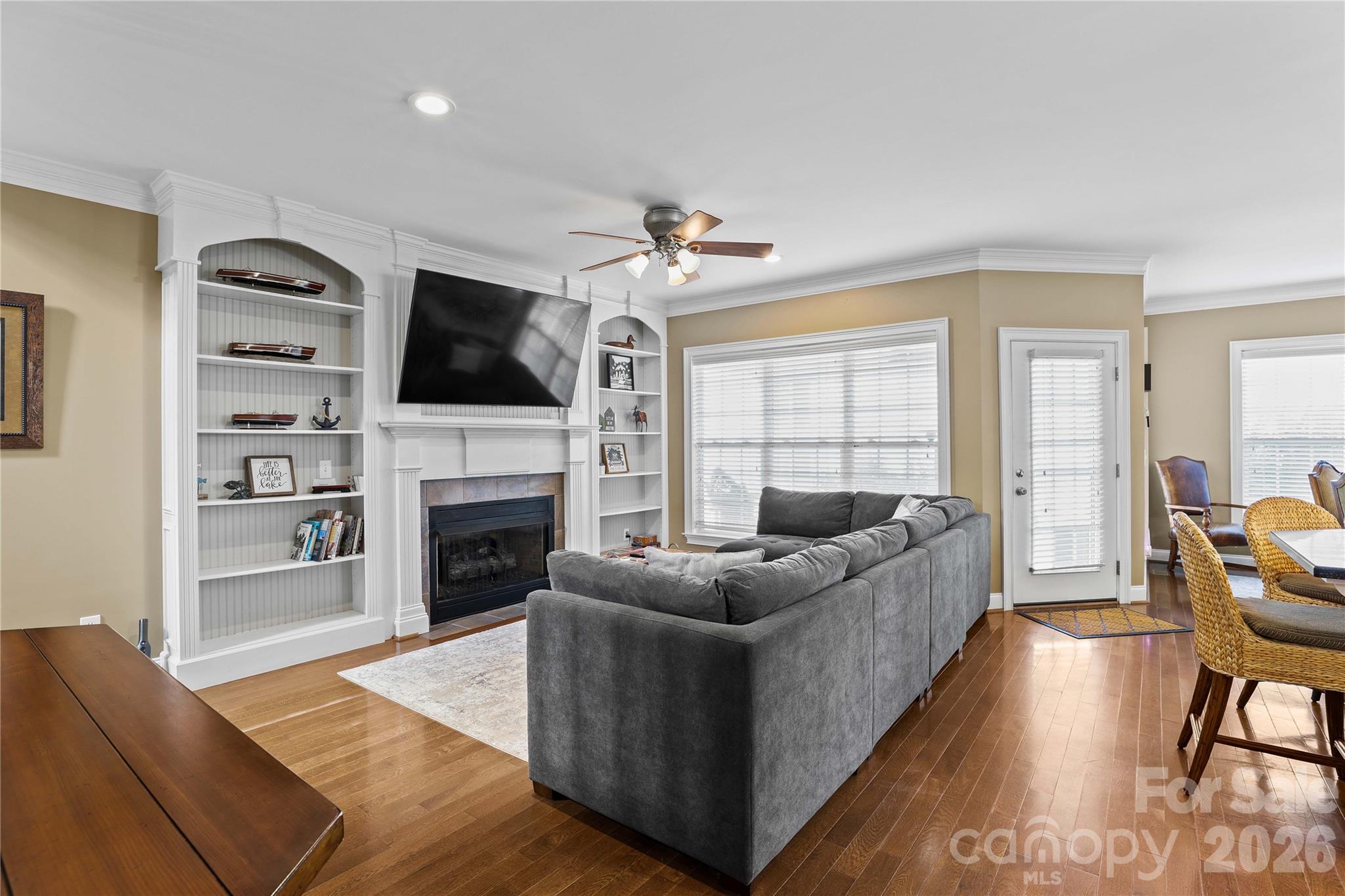 1180 Riverview Road Extension — Lexington