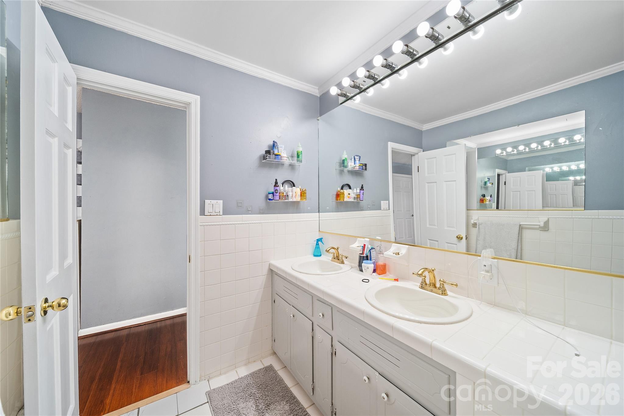 4013 Tuck Knight Court — Lancaster