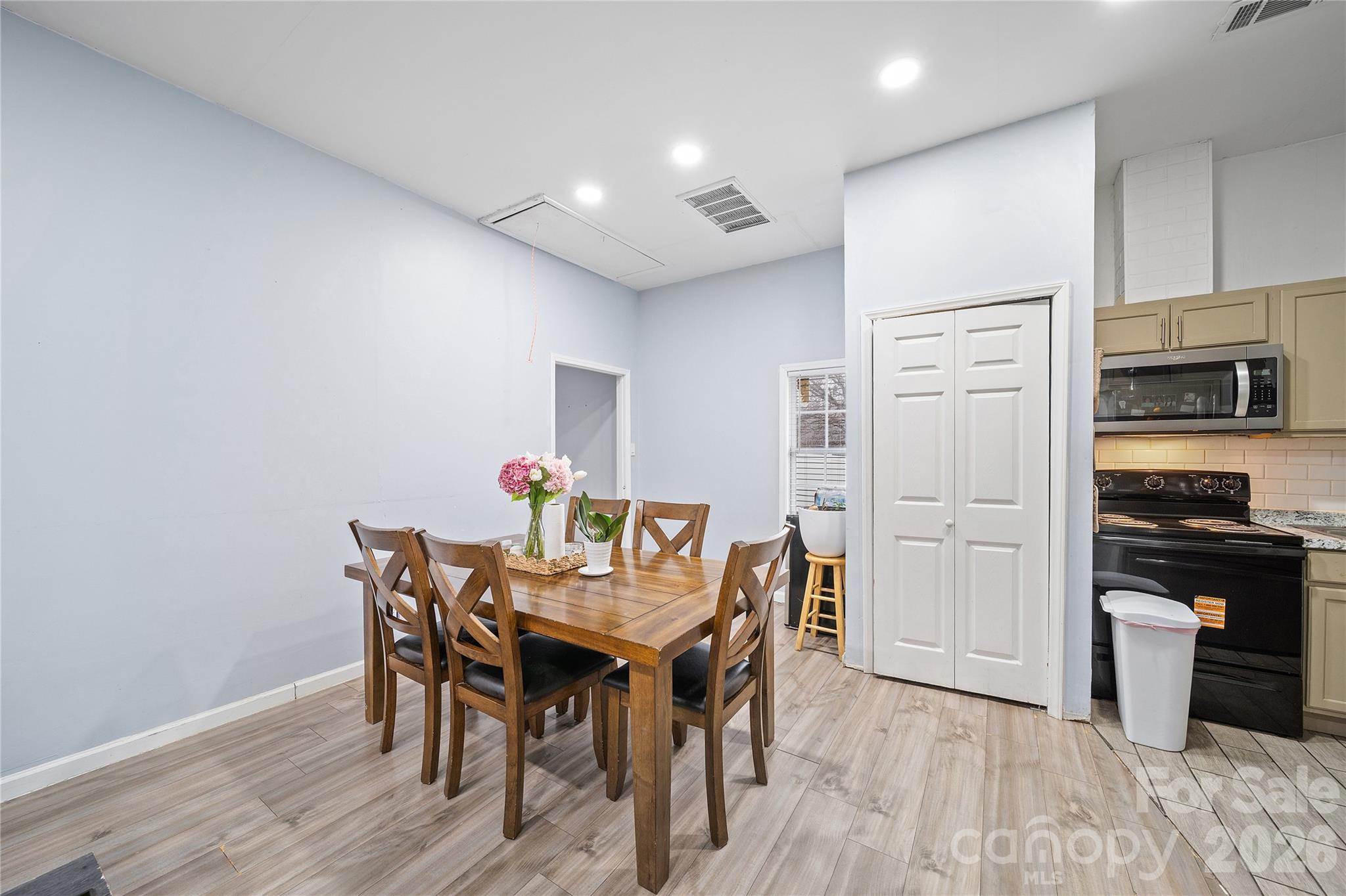4013 Tuck Knight Court — Lancaster