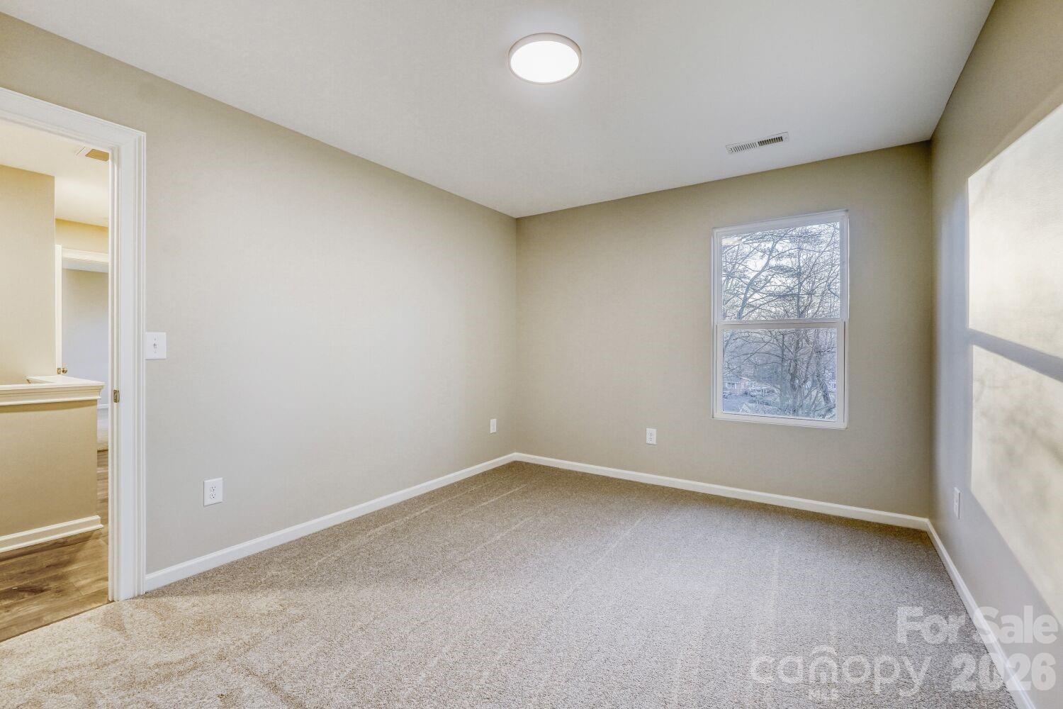 111 Marshdale Avenue SW — Concord