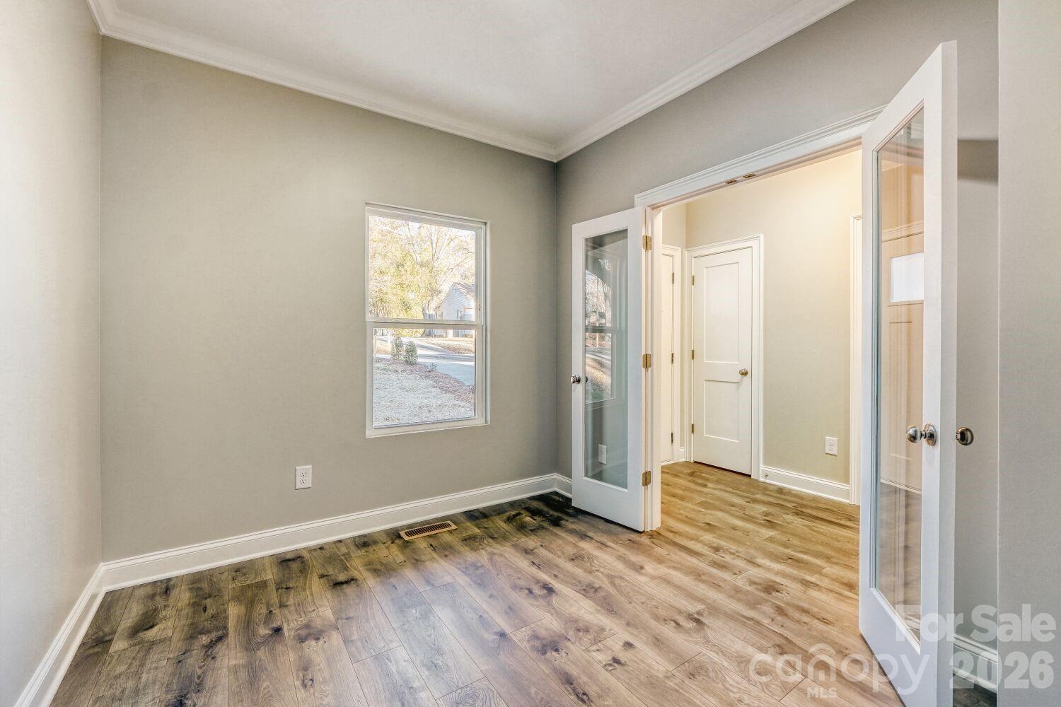 111 Marshdale Avenue SW — Concord
