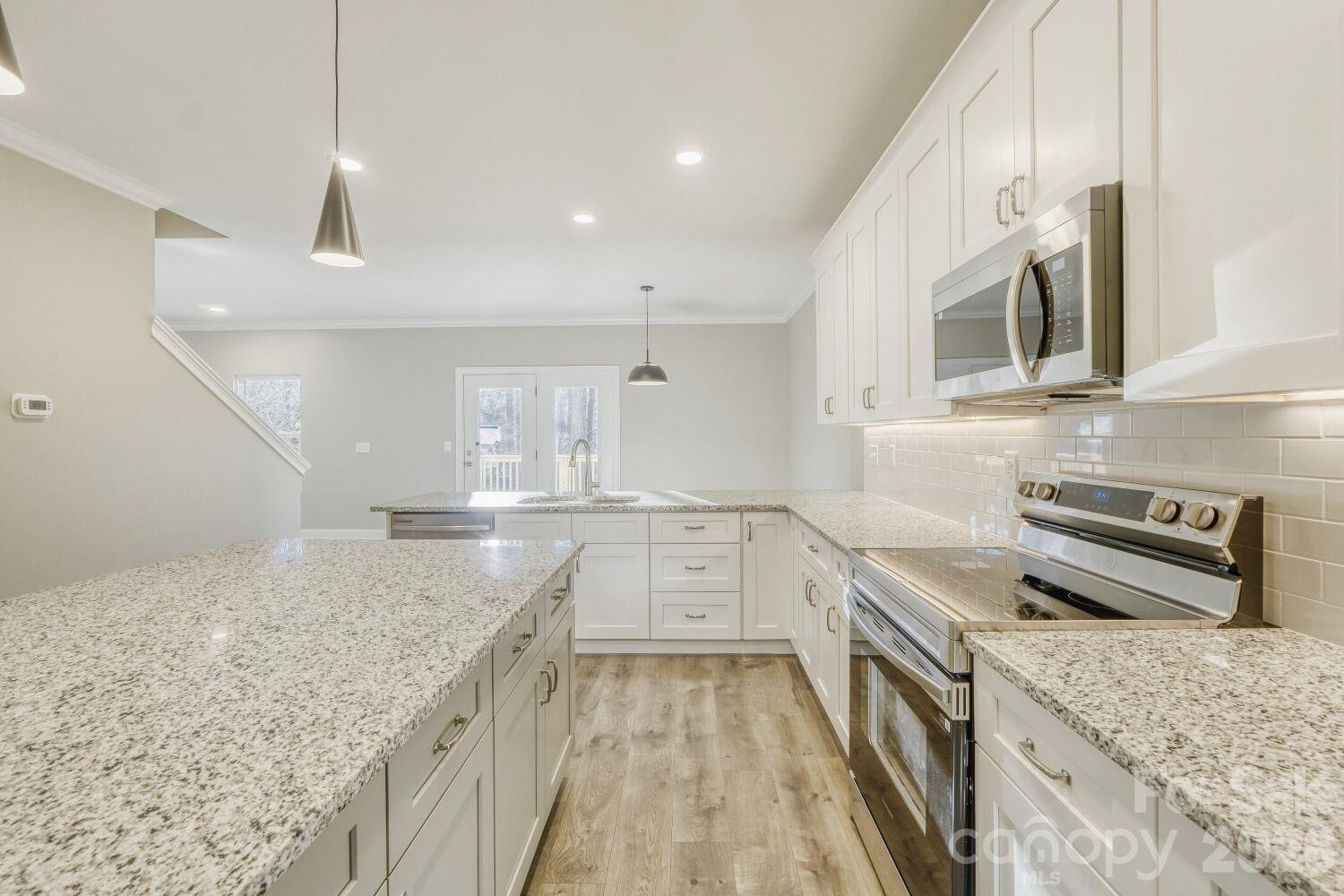 111 Marshdale Avenue SW — Concord