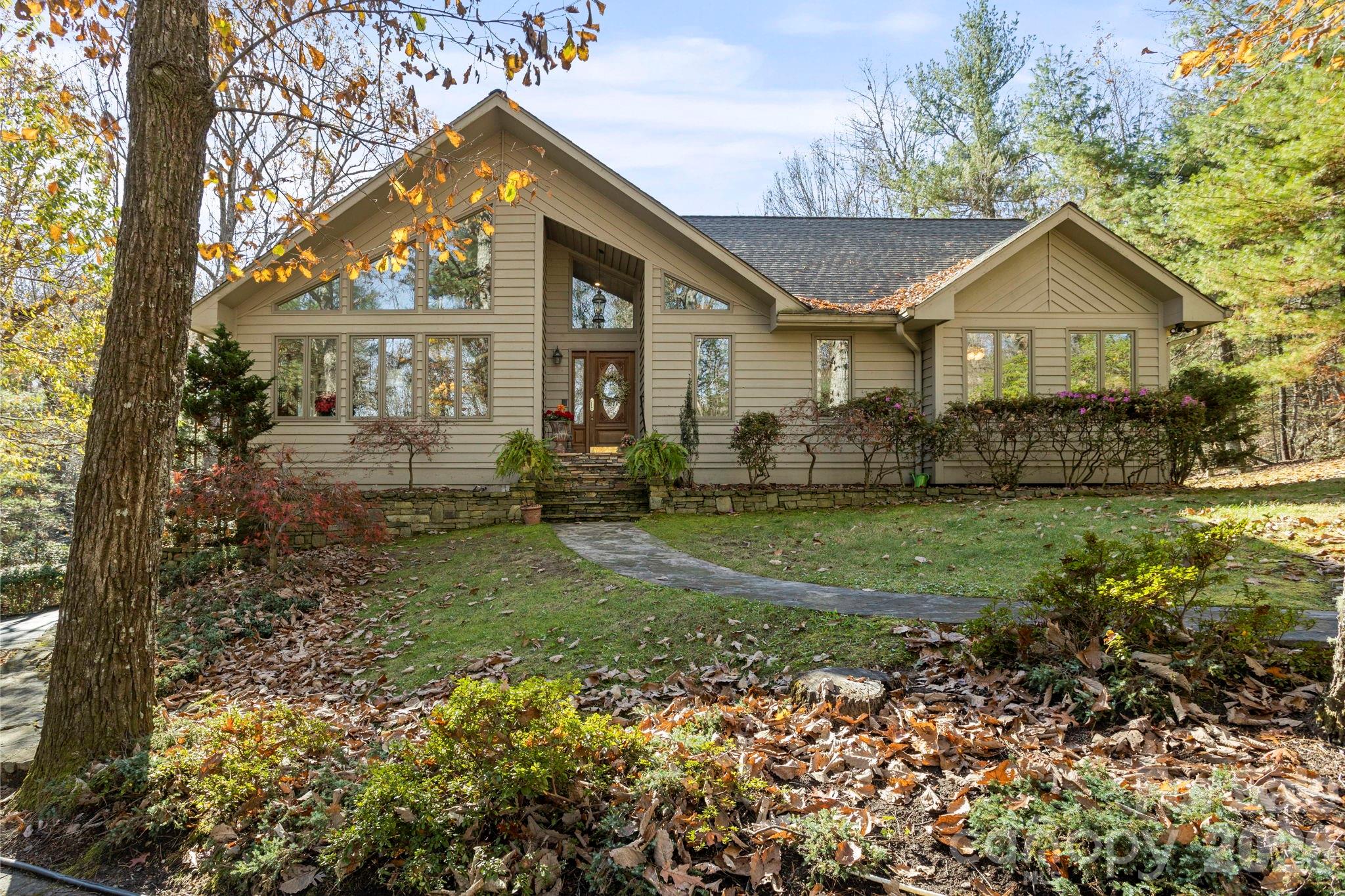 231 Greenleaf Drive — Flat Rock