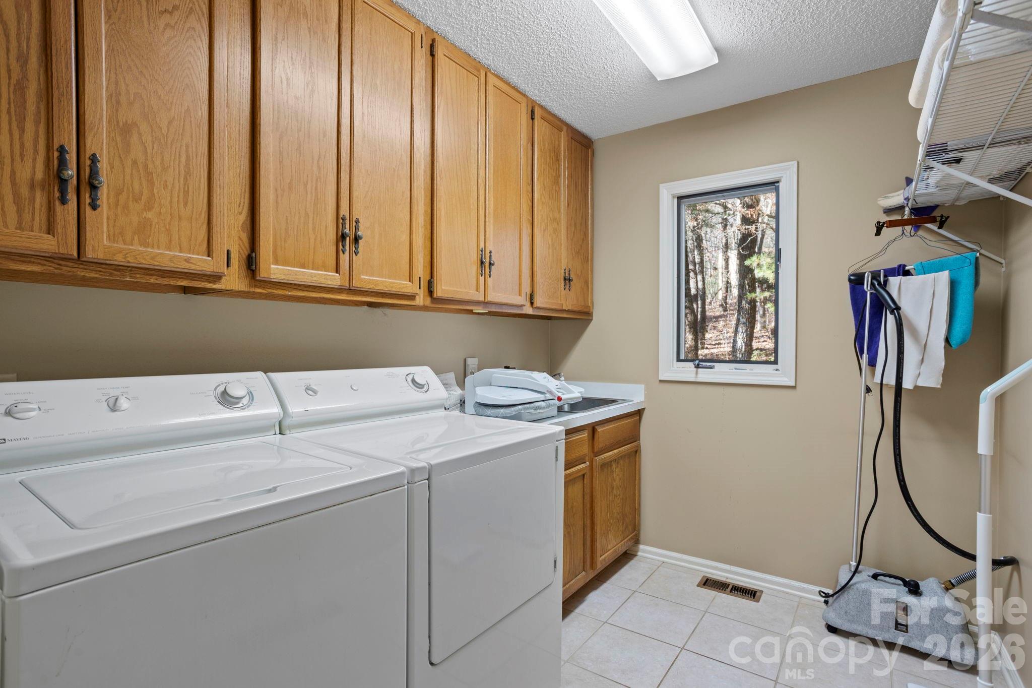 231 Greenleaf Drive — Flat Rock