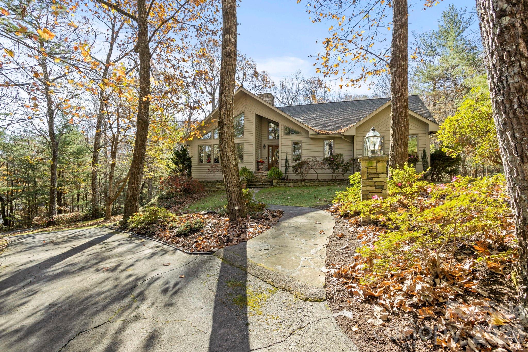 231 Greenleaf Drive — Flat Rock