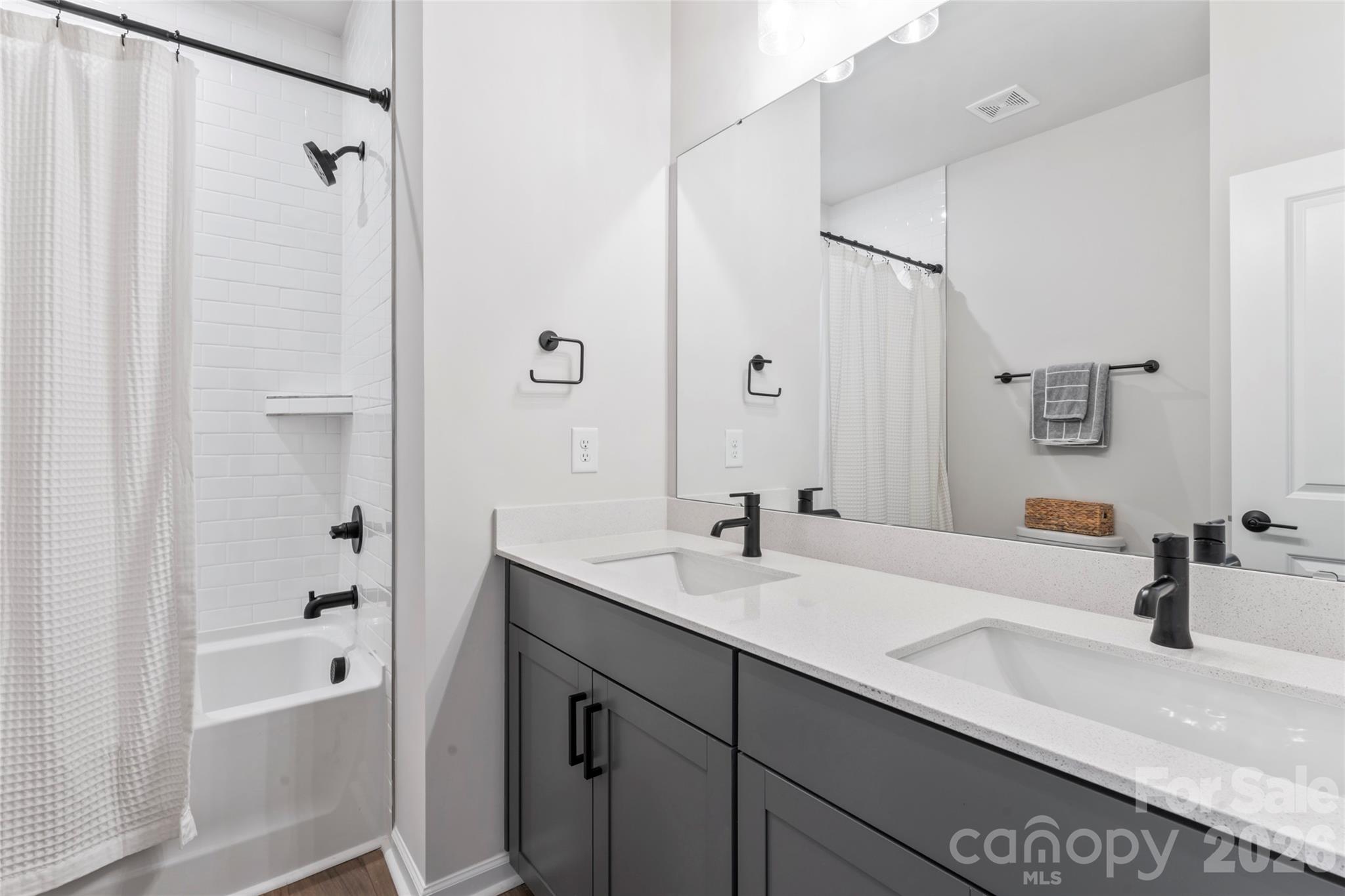 5730 Clear Creek Lane — Charlotte