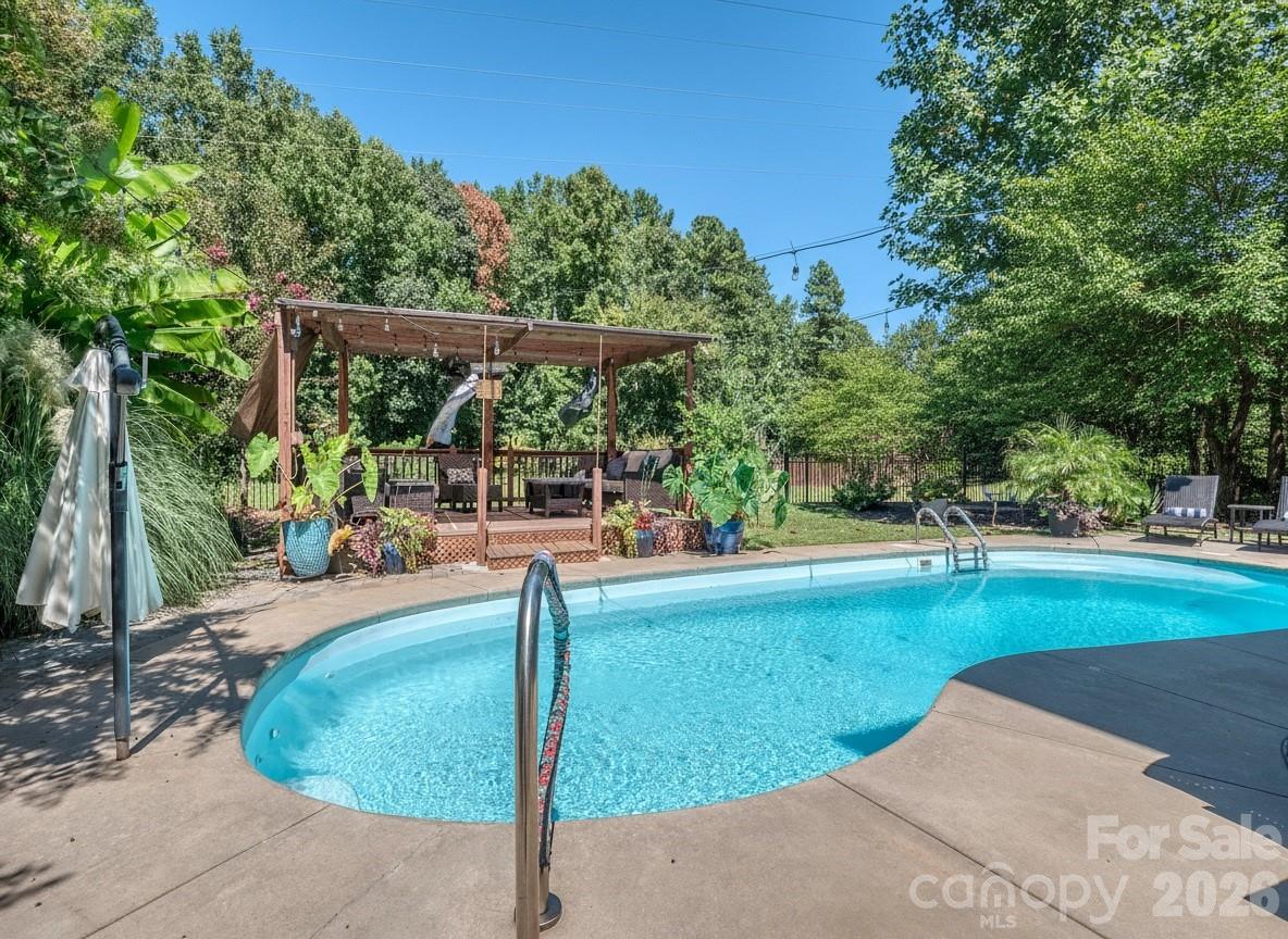126 Misty Woods Drive — Lake Wylie