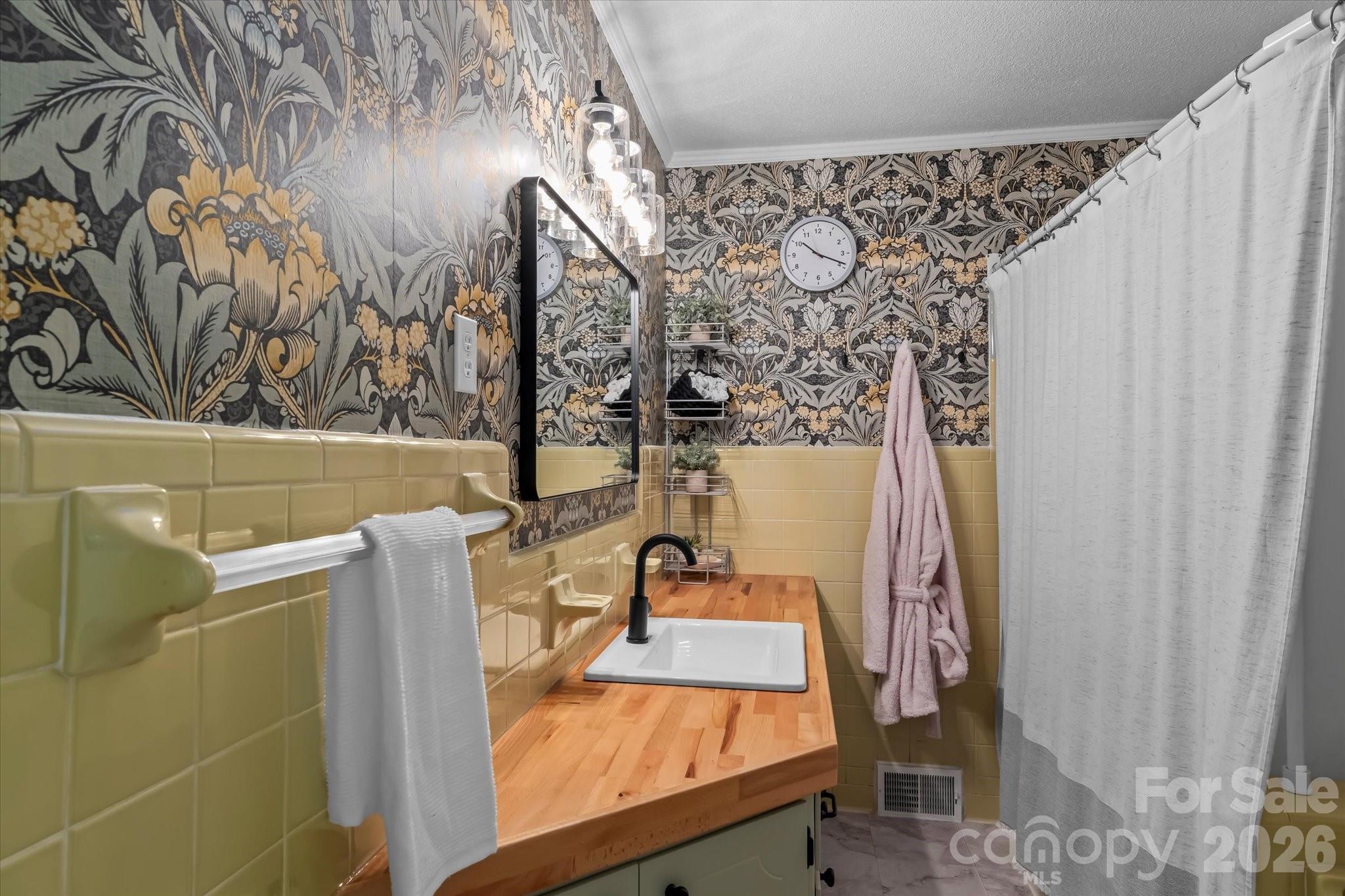 354 N Bost Street — Statesville