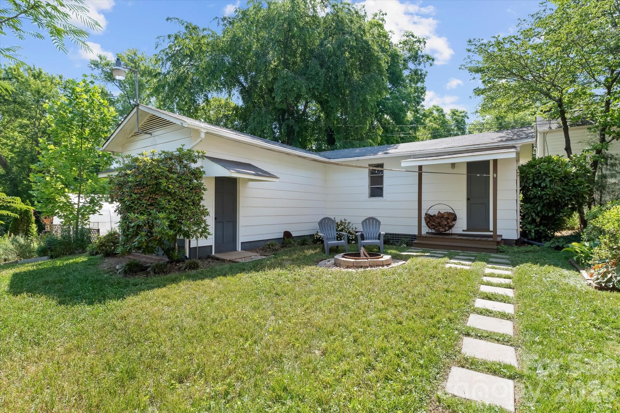 354 N Bost Street — Statesville