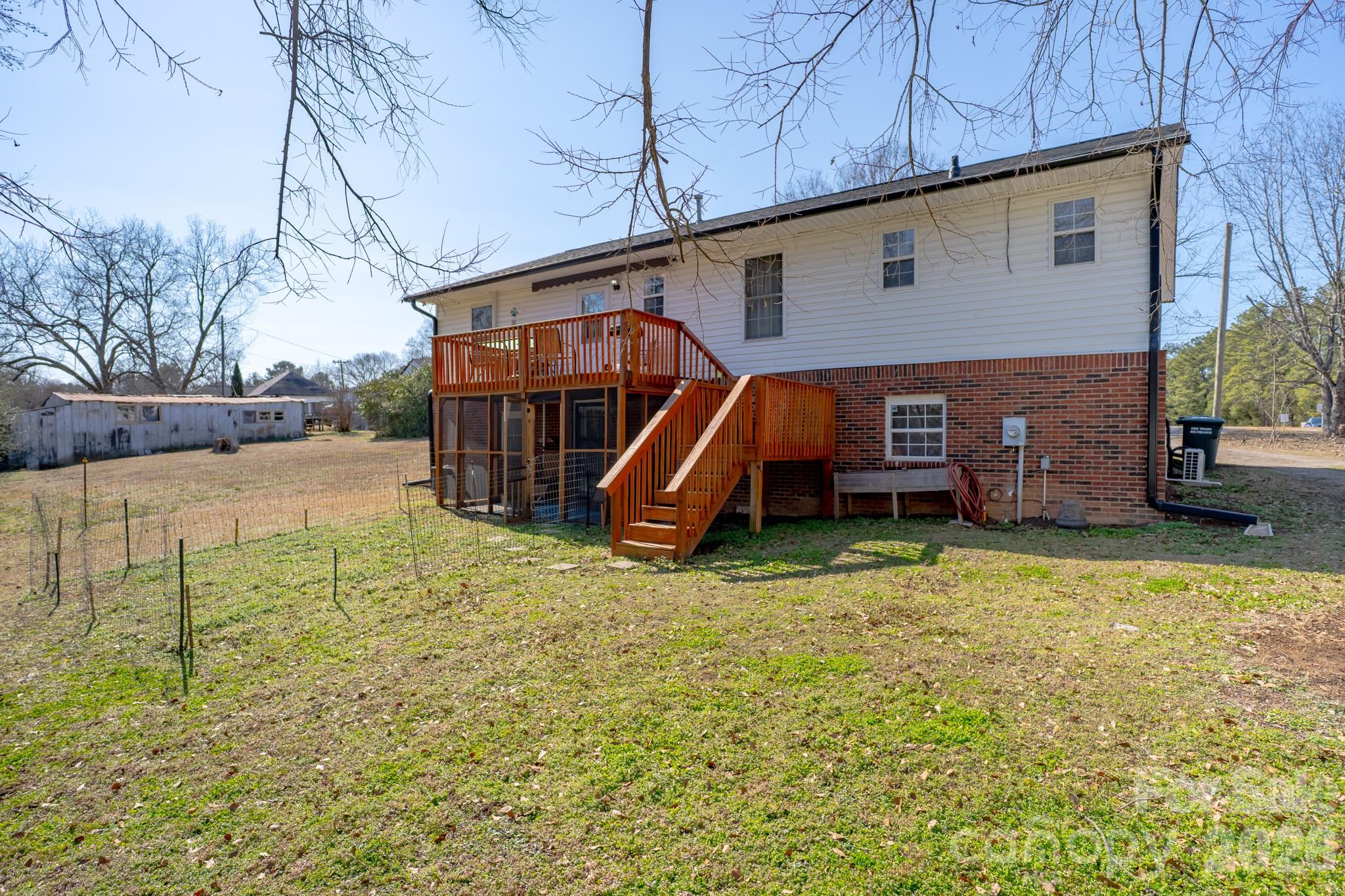 167 S Main Street — Richburg