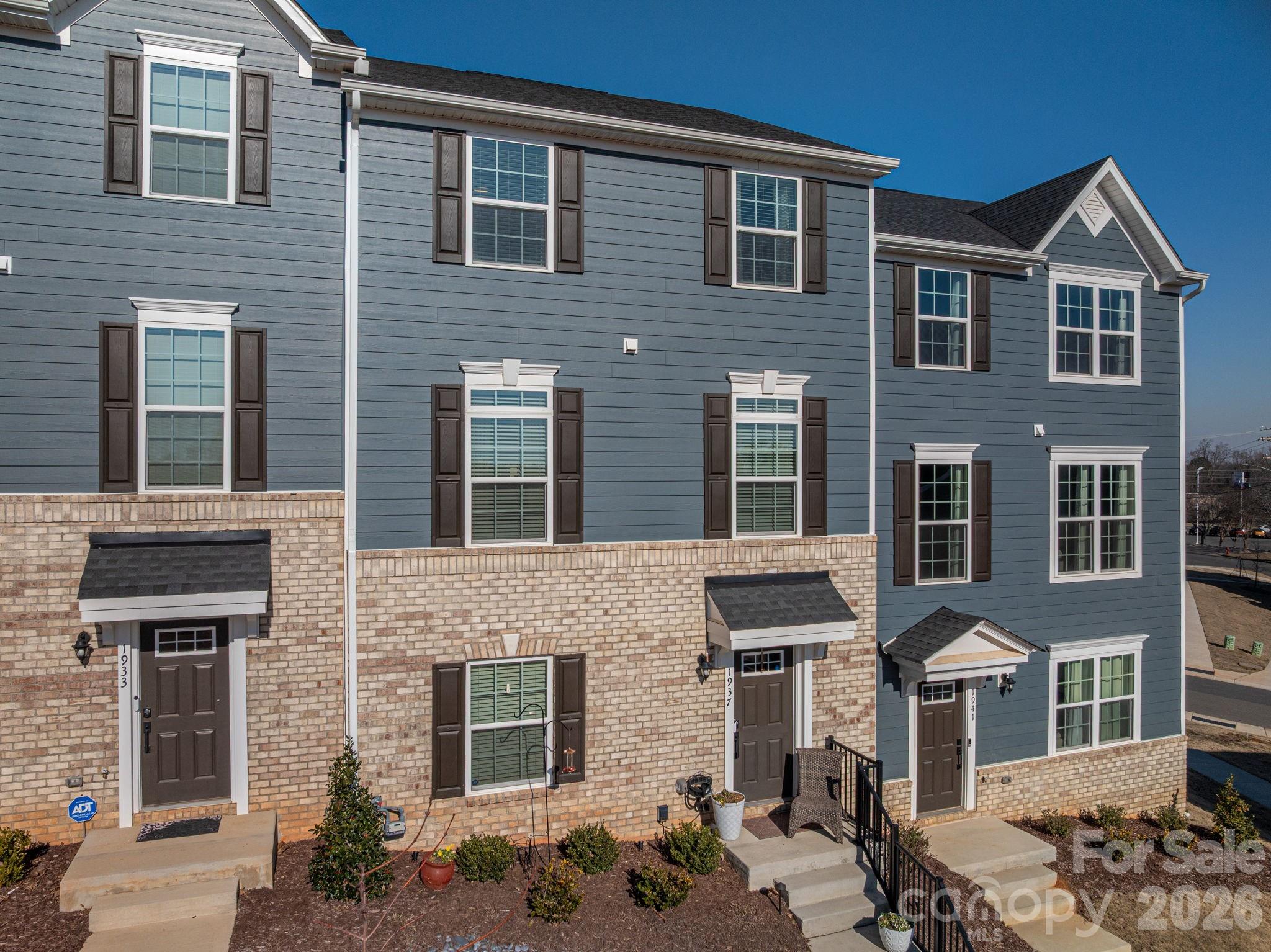 1937 Tupelo Grove Lane — Gastonia