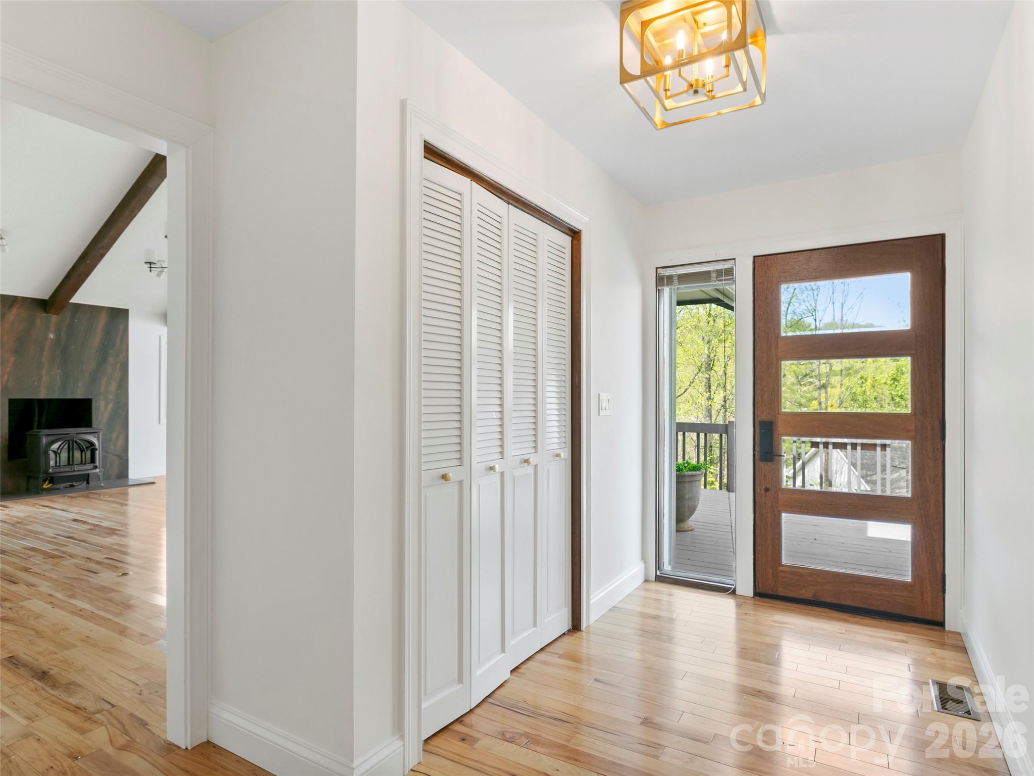 2731 Miller Lane — Hendersonville