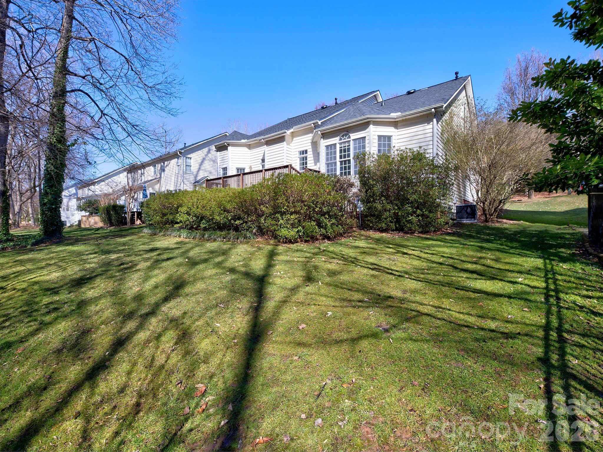 16009 Cranleigh Drive — Huntersville
