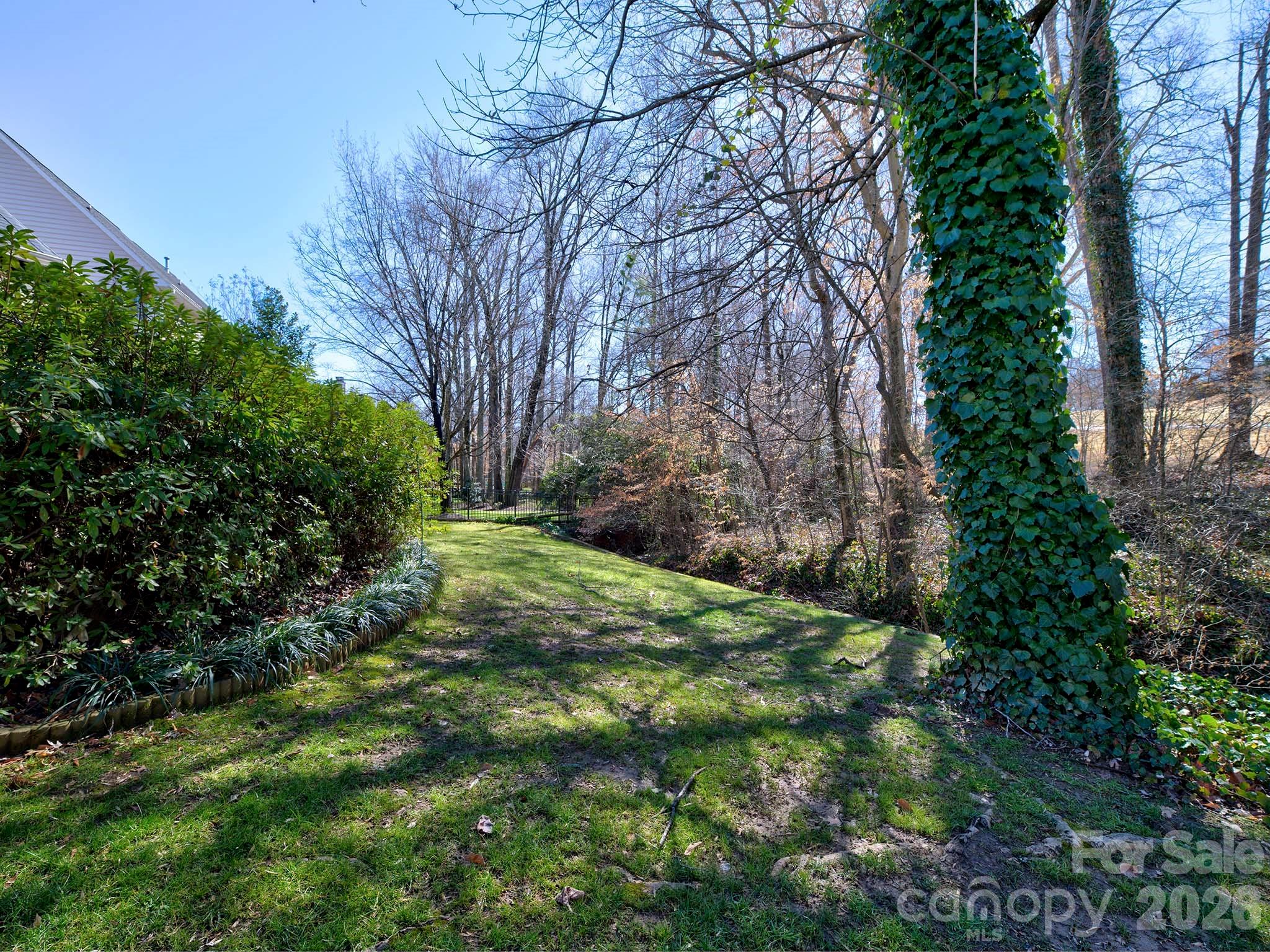 16009 Cranleigh Drive — Huntersville