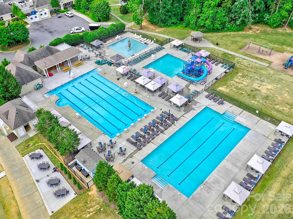 16009 Cranleigh Drive — Huntersville